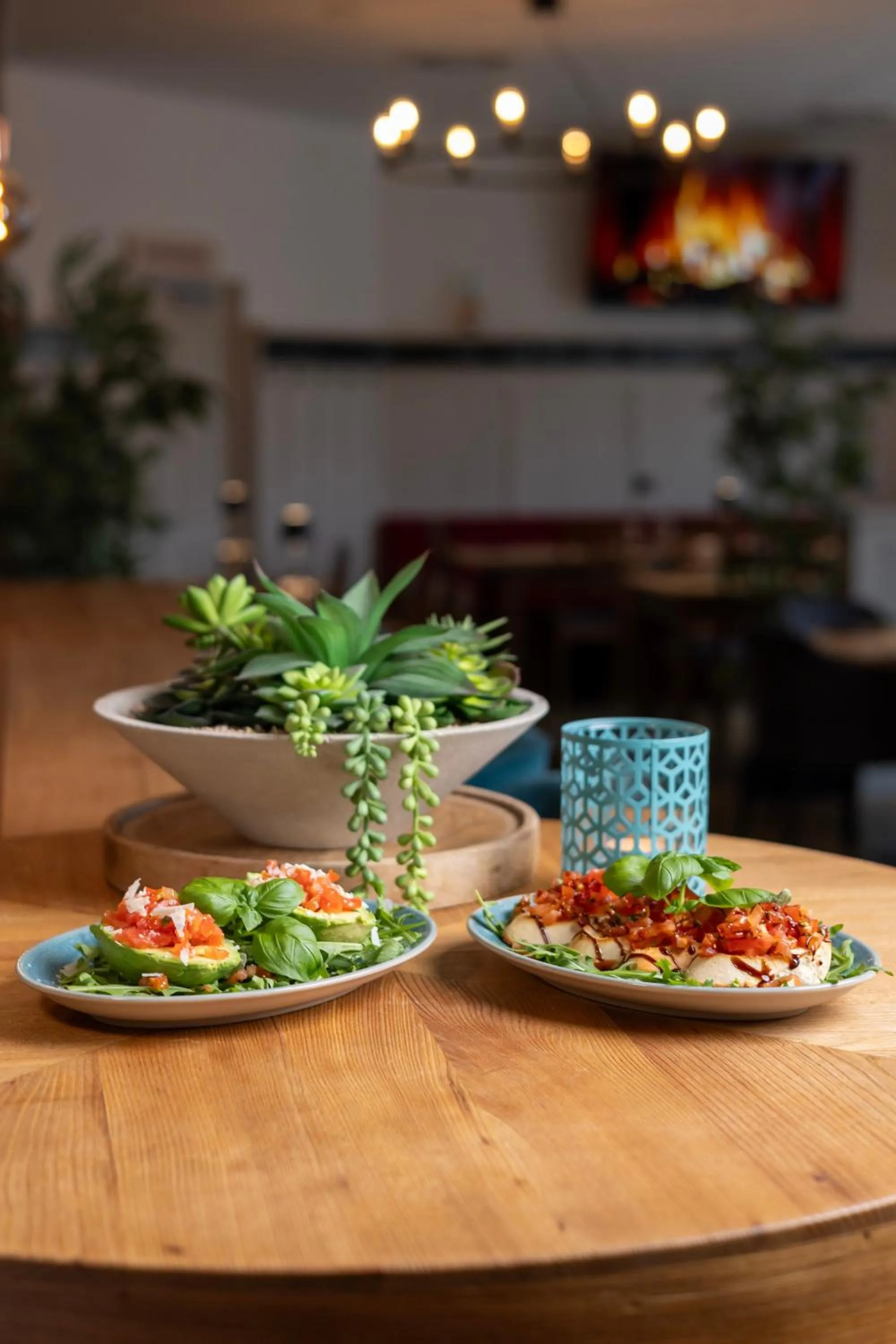 Restaurant/places to eat in Abasto Hotel & Spa Maisach