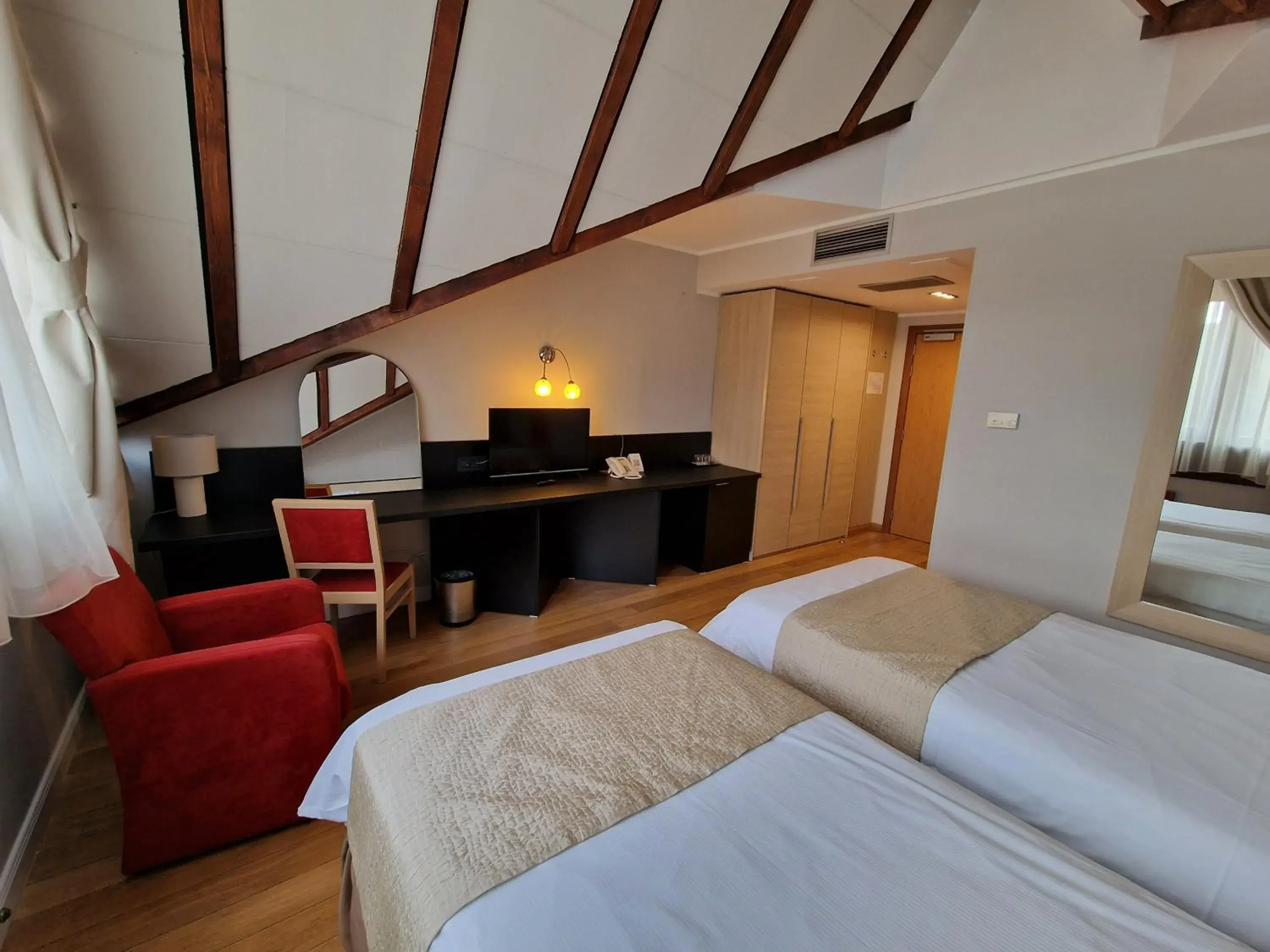 Standard Twin Room - single occupancy in Hotel Sunny Hill Standard Twin Room - single occupancy in Hotel Sunny Hill