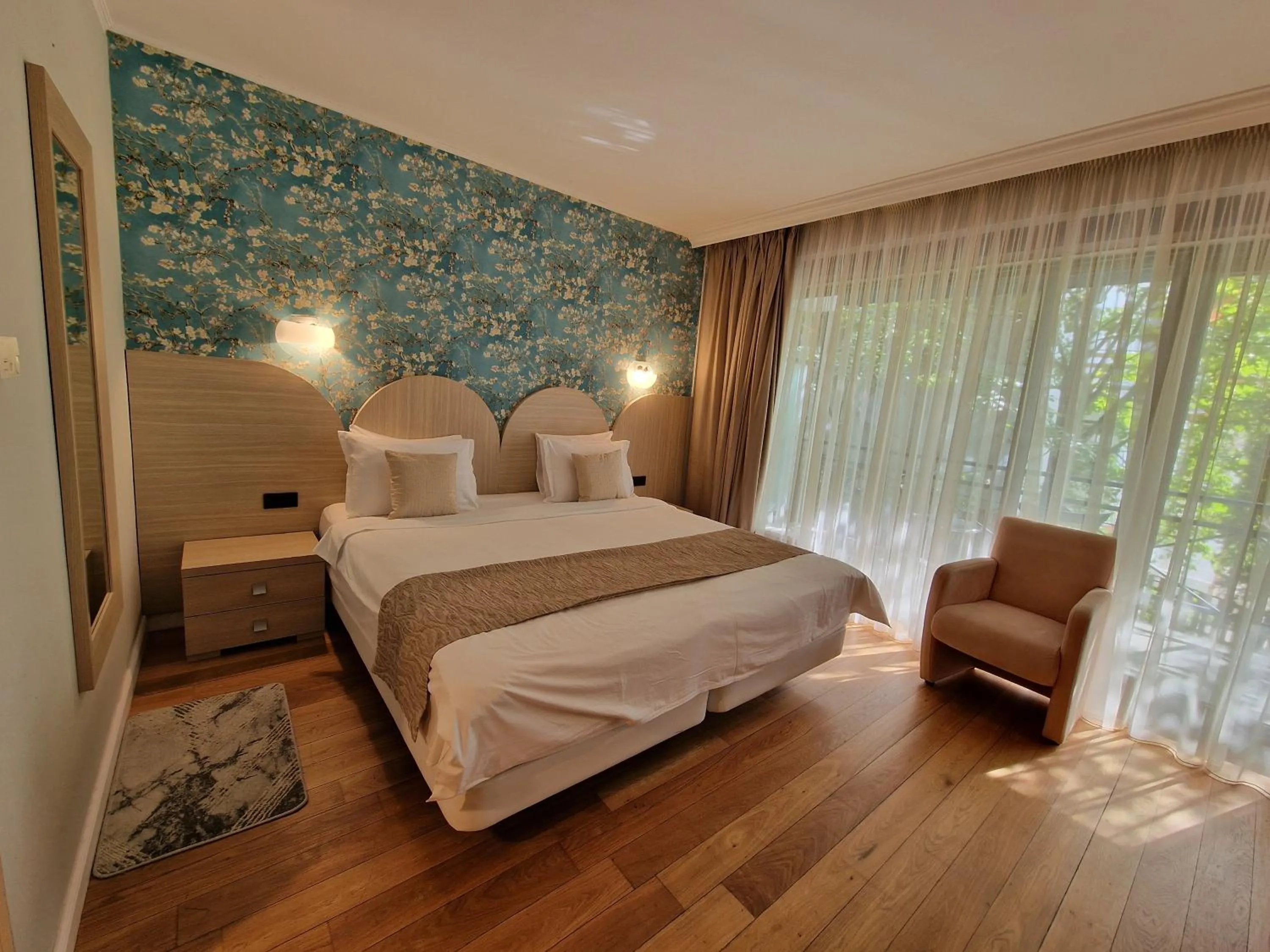 Bedroom, Bed in Hotel Sunny Hill