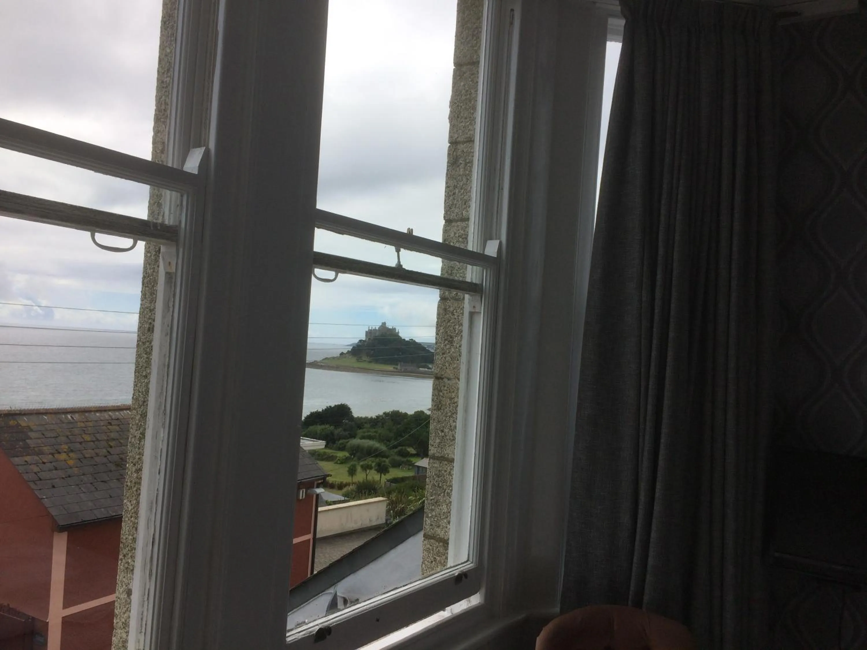 Sea view in Glenleigh Bed and Breakfast