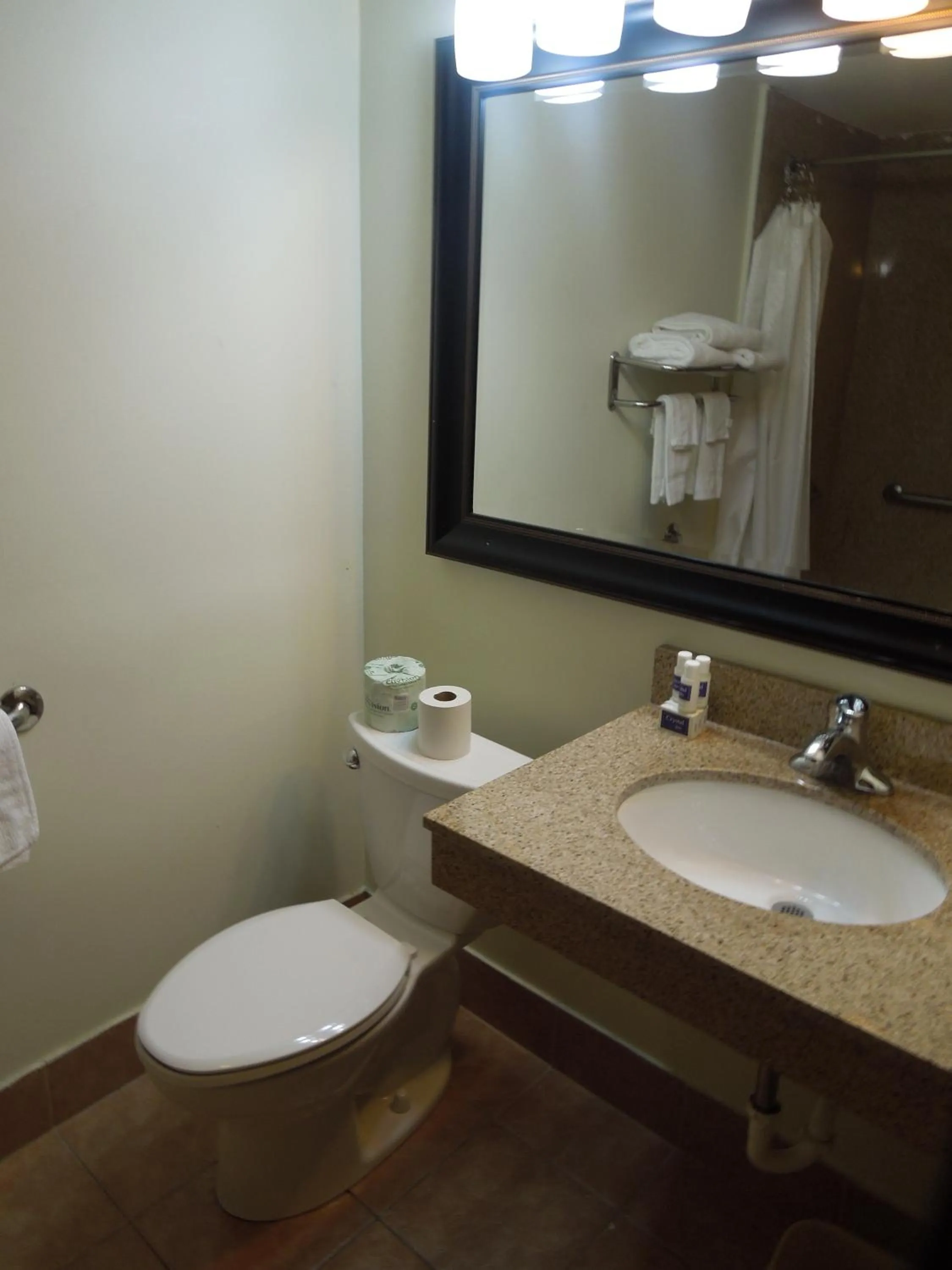 Bathroom in Crystal Inn - Neptune