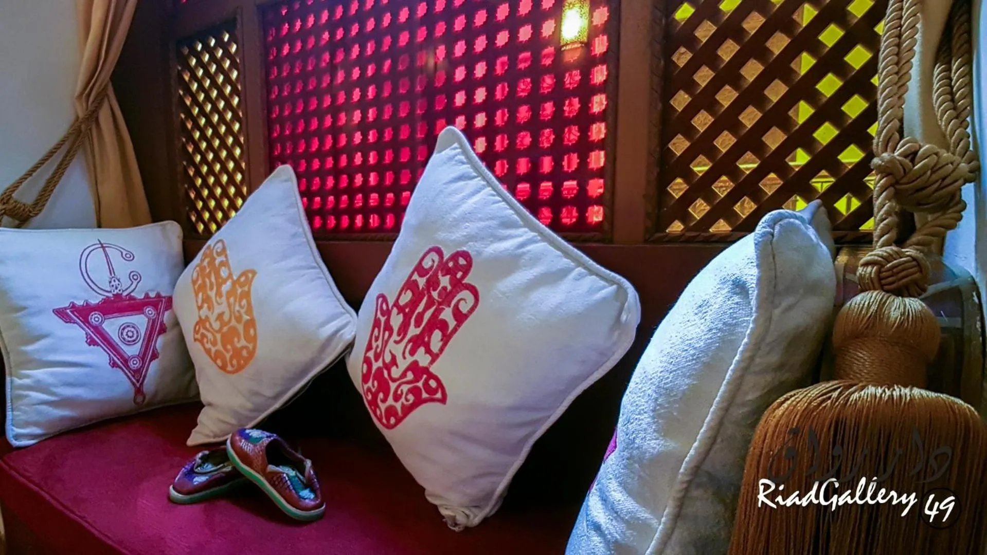 Balcony/Terrace, Bed in Riad Gallery 49 & Spa