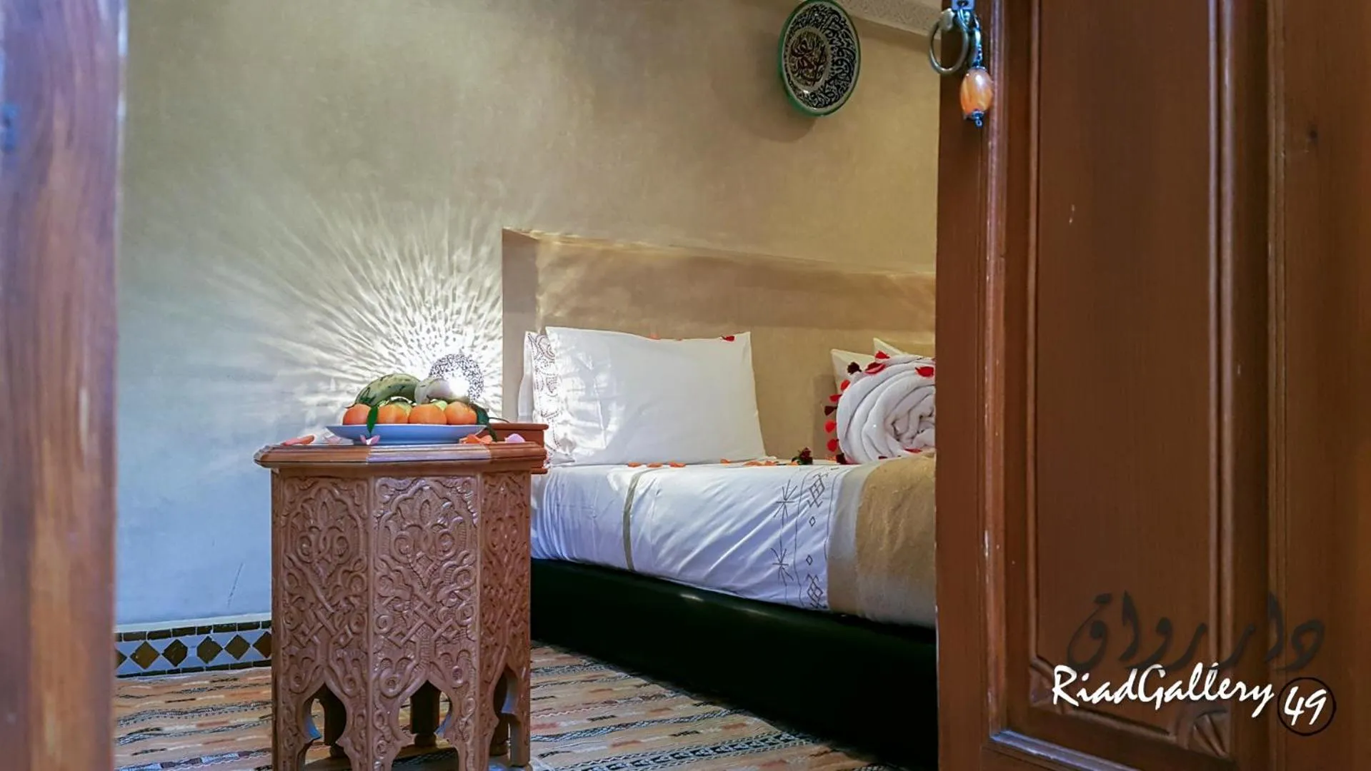 Bed in Riad Gallery 49 & Spa