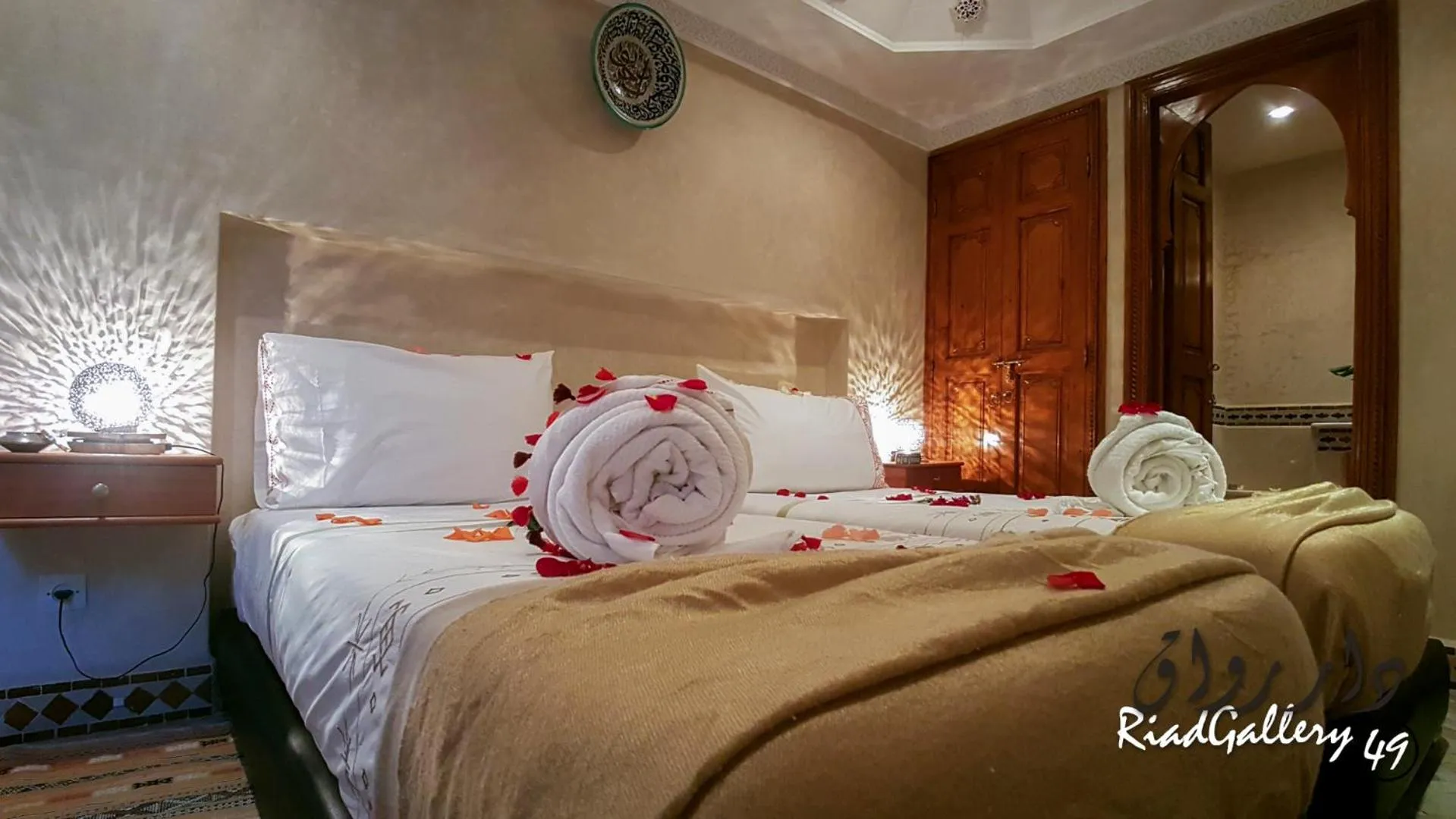 Property building, Bed in Riad Gallery 49 & Spa