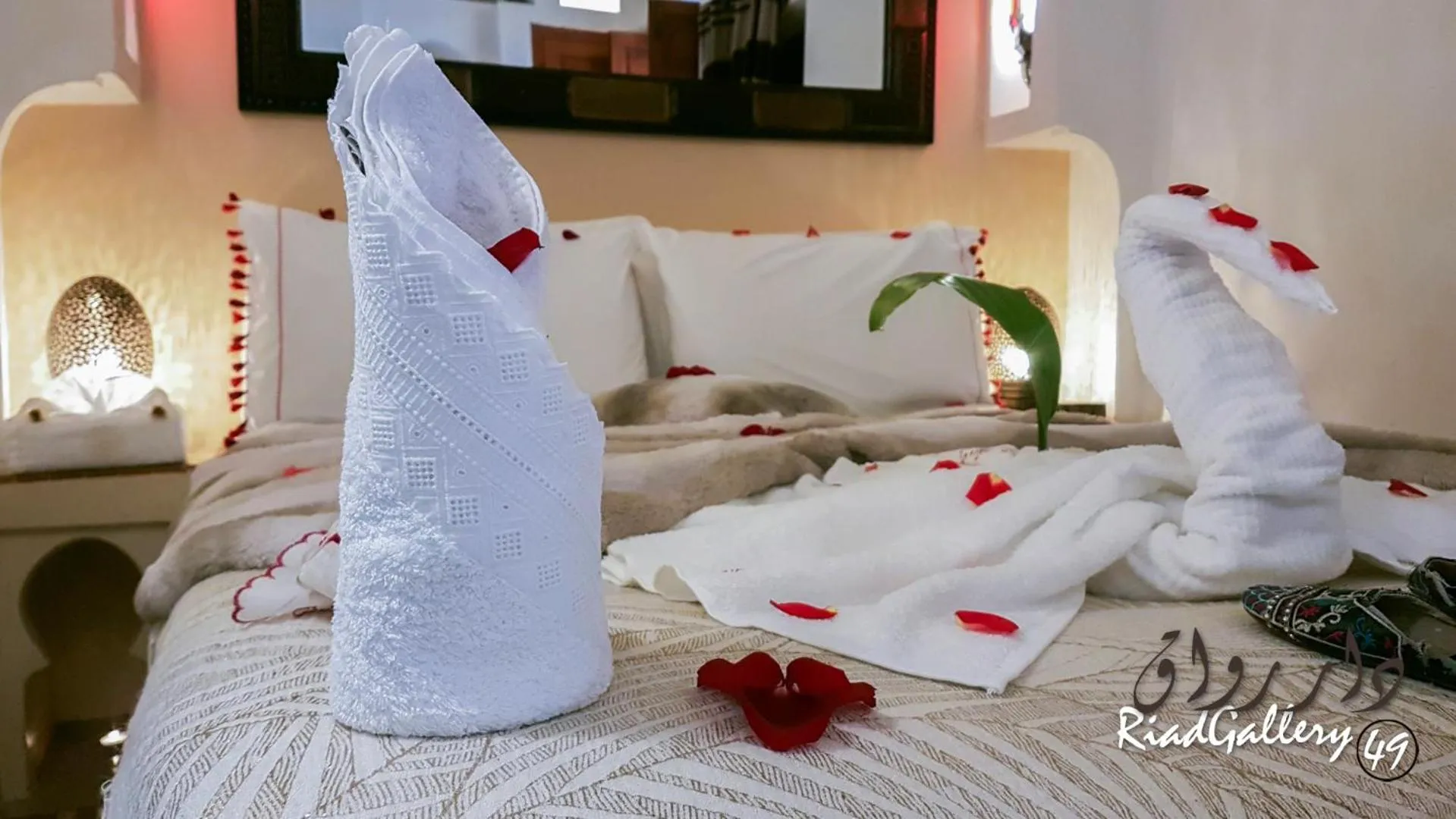 Steam room, Bed in Riad Gallery 49 & Spa