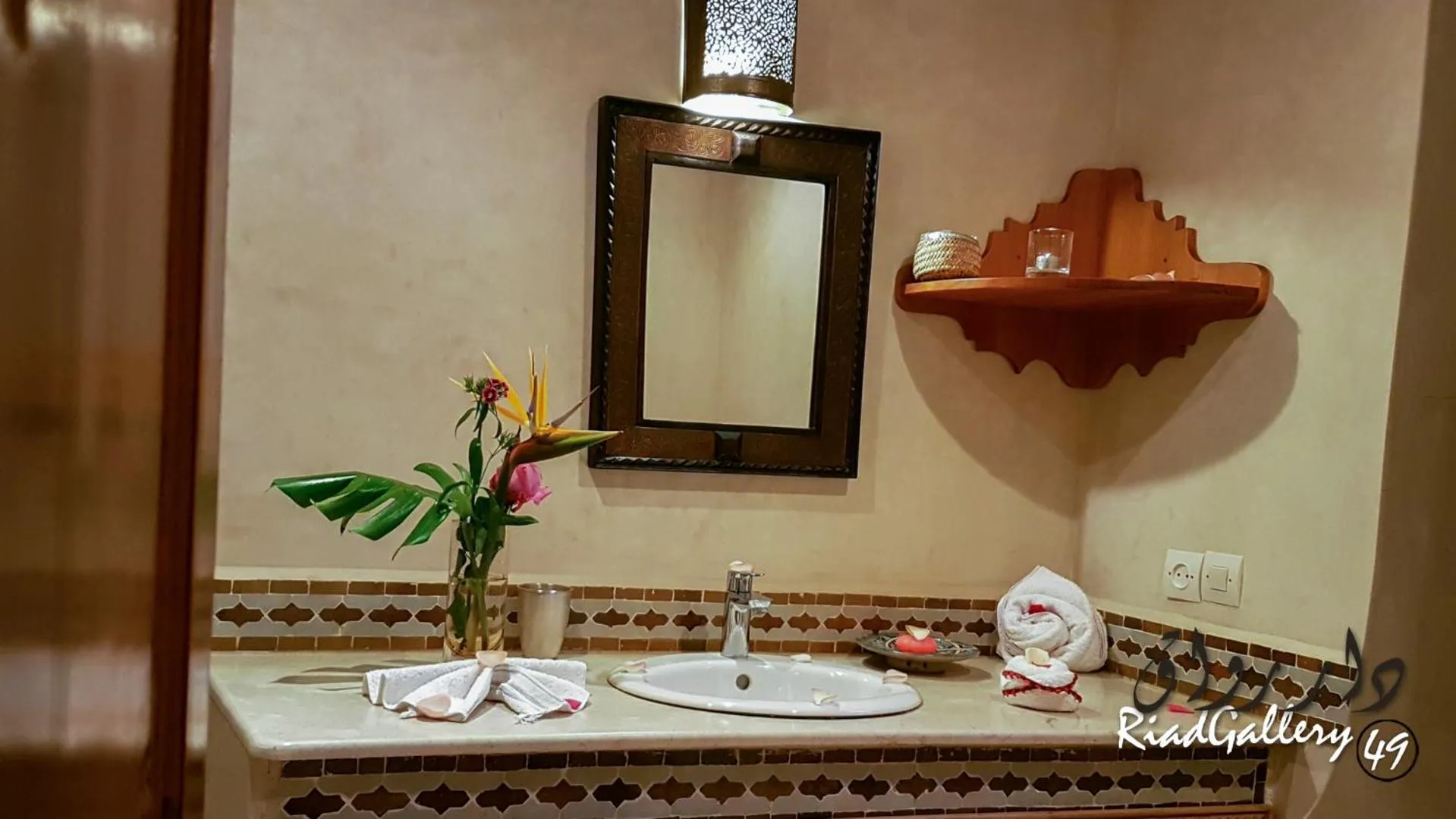 Bathroom in Riad Gallery 49 & Spa