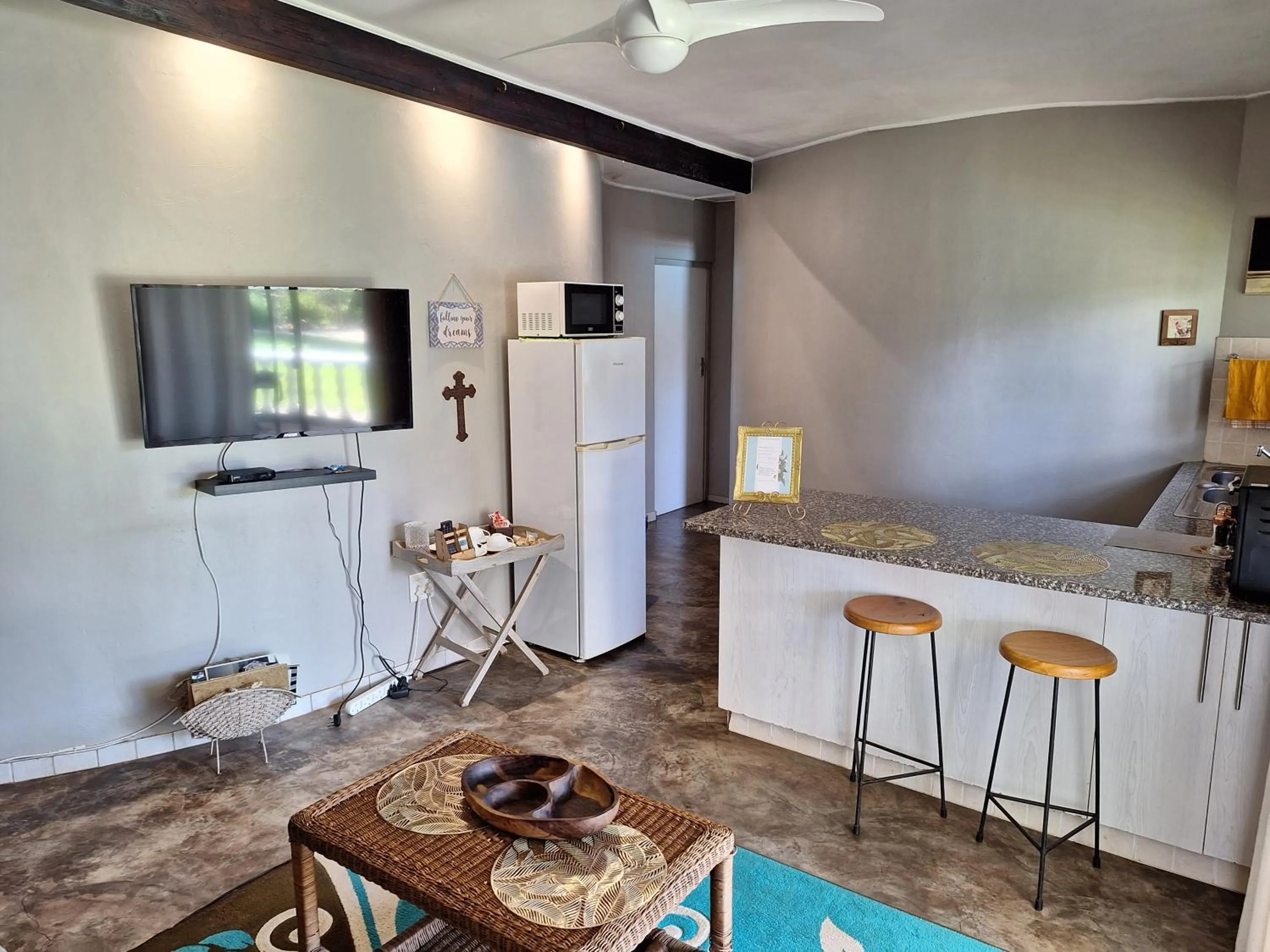 Kitchen or kitchenette in Umuzi Guest House