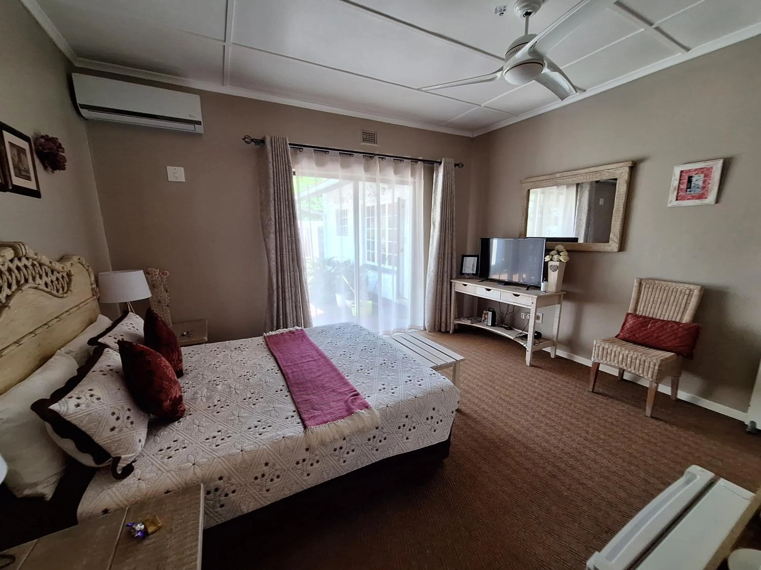 Bed in Umuzi Guest House