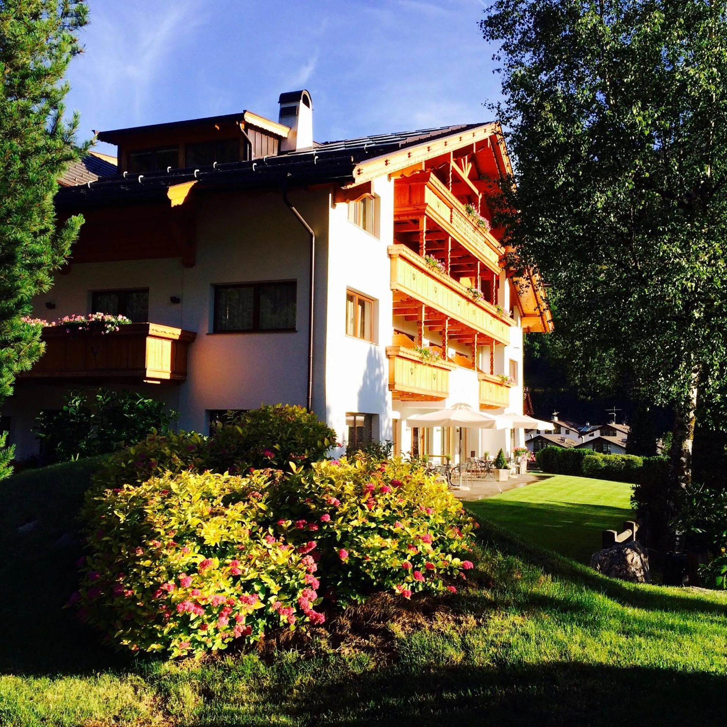 Property building in Hotel Arnaria