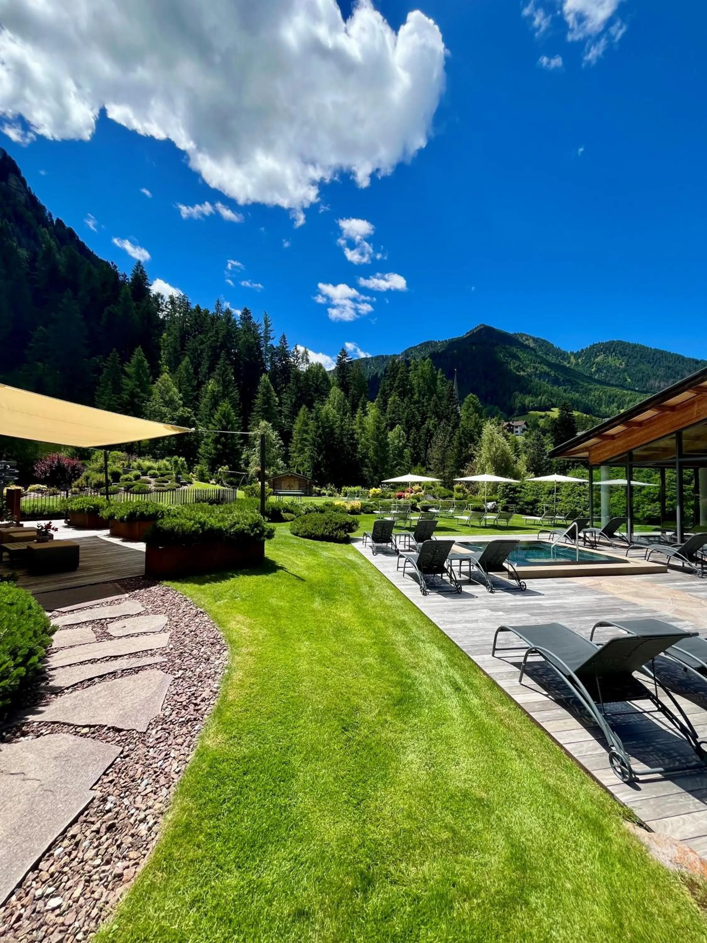 Property building in Hotel Arnaria