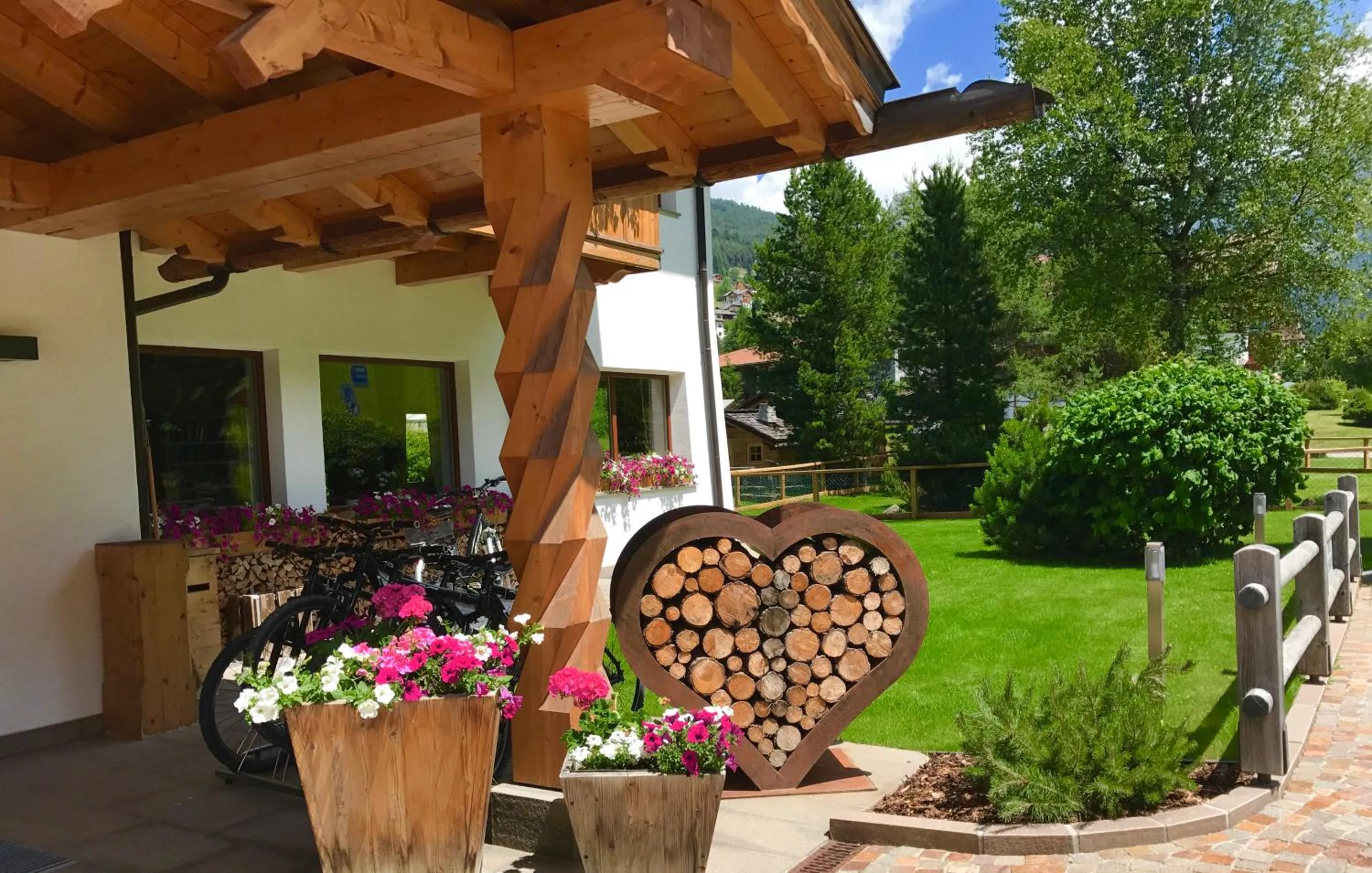 Facade/entrance in Hotel Arnaria