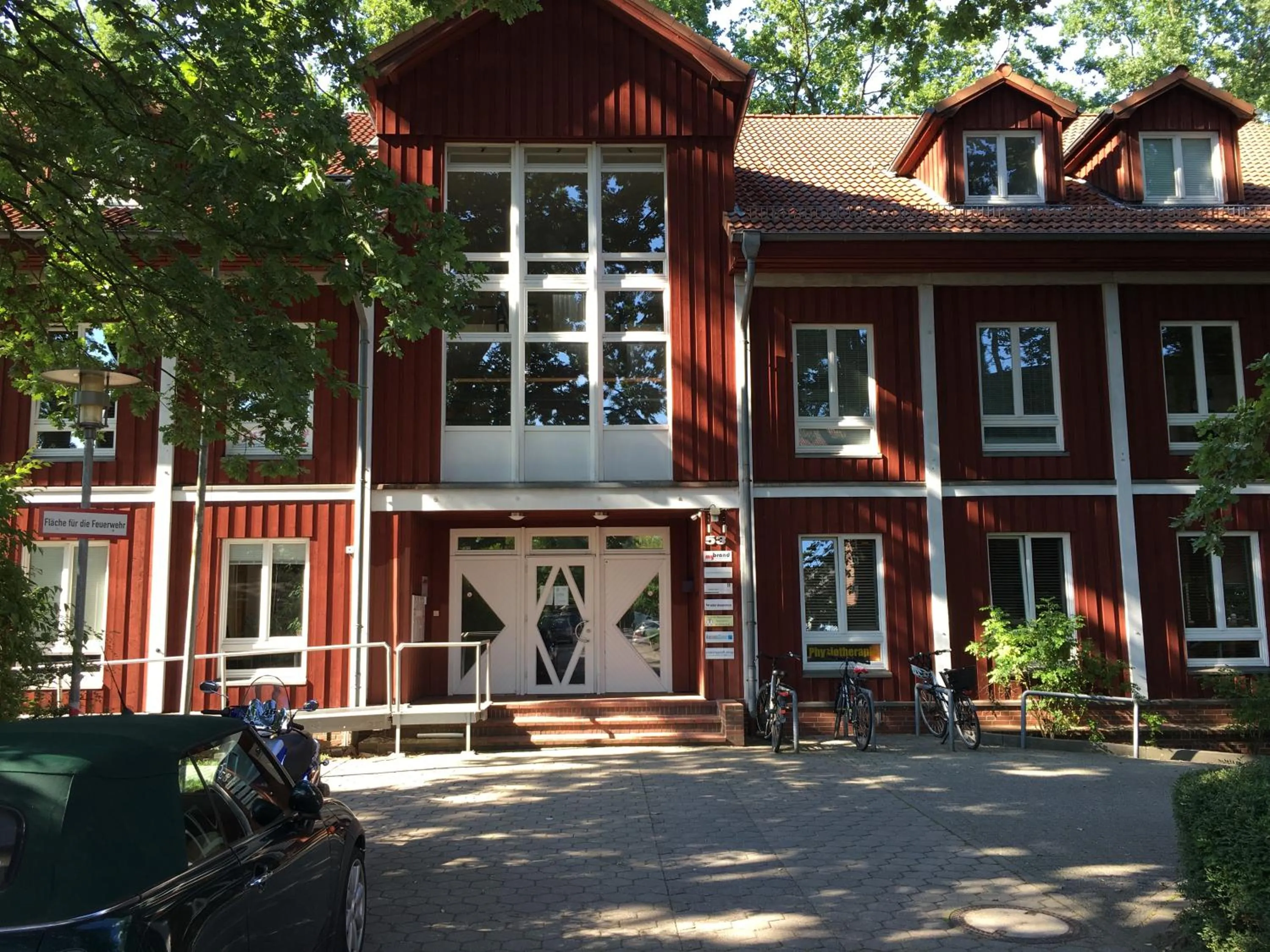 Property building in mybrand boardinghouse Volksdorf Self Check-in -free parking