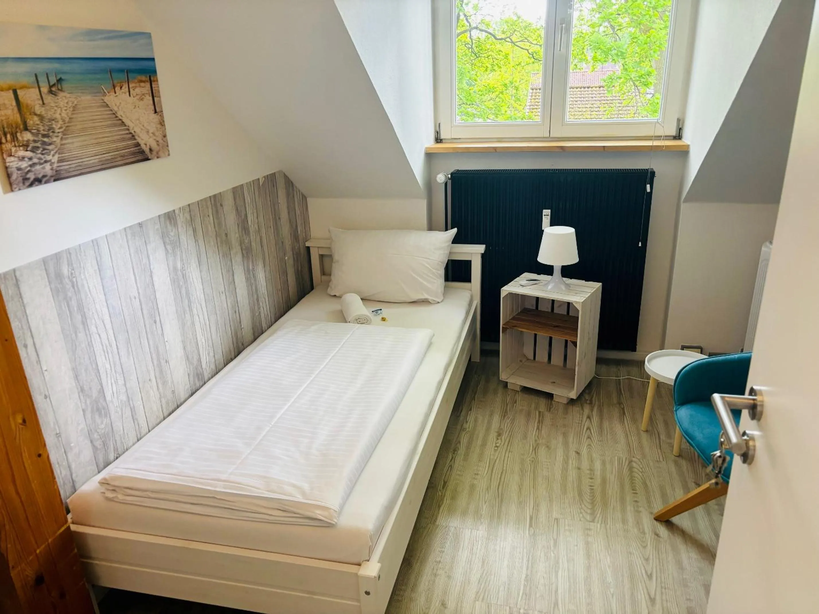 Bed in mybrand boardinghouse Volksdorf Self Check-in -free parking