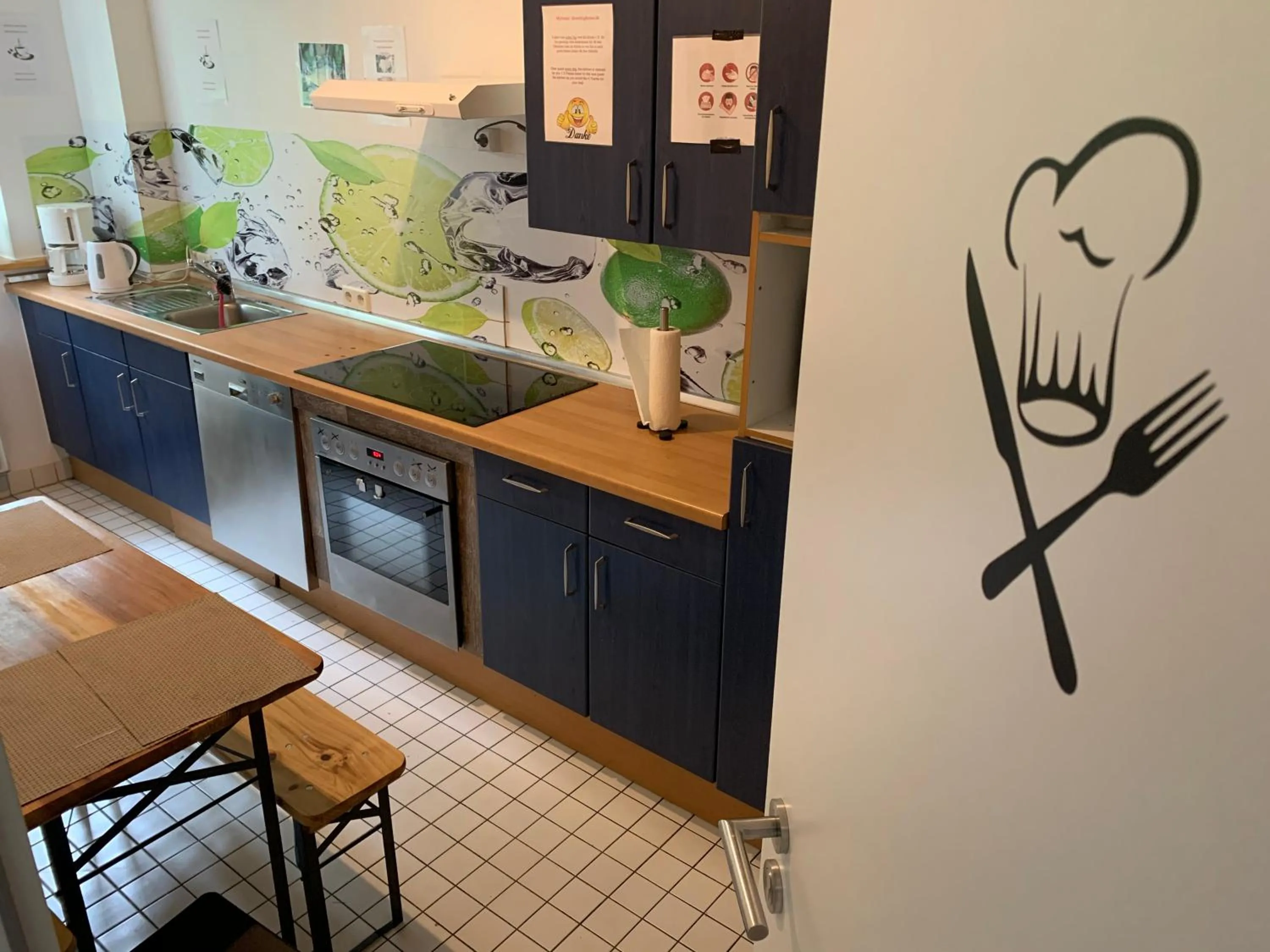Kitchen or kitchenette in mybrand boardinghouse Volksdorf Self Check-in -free parking