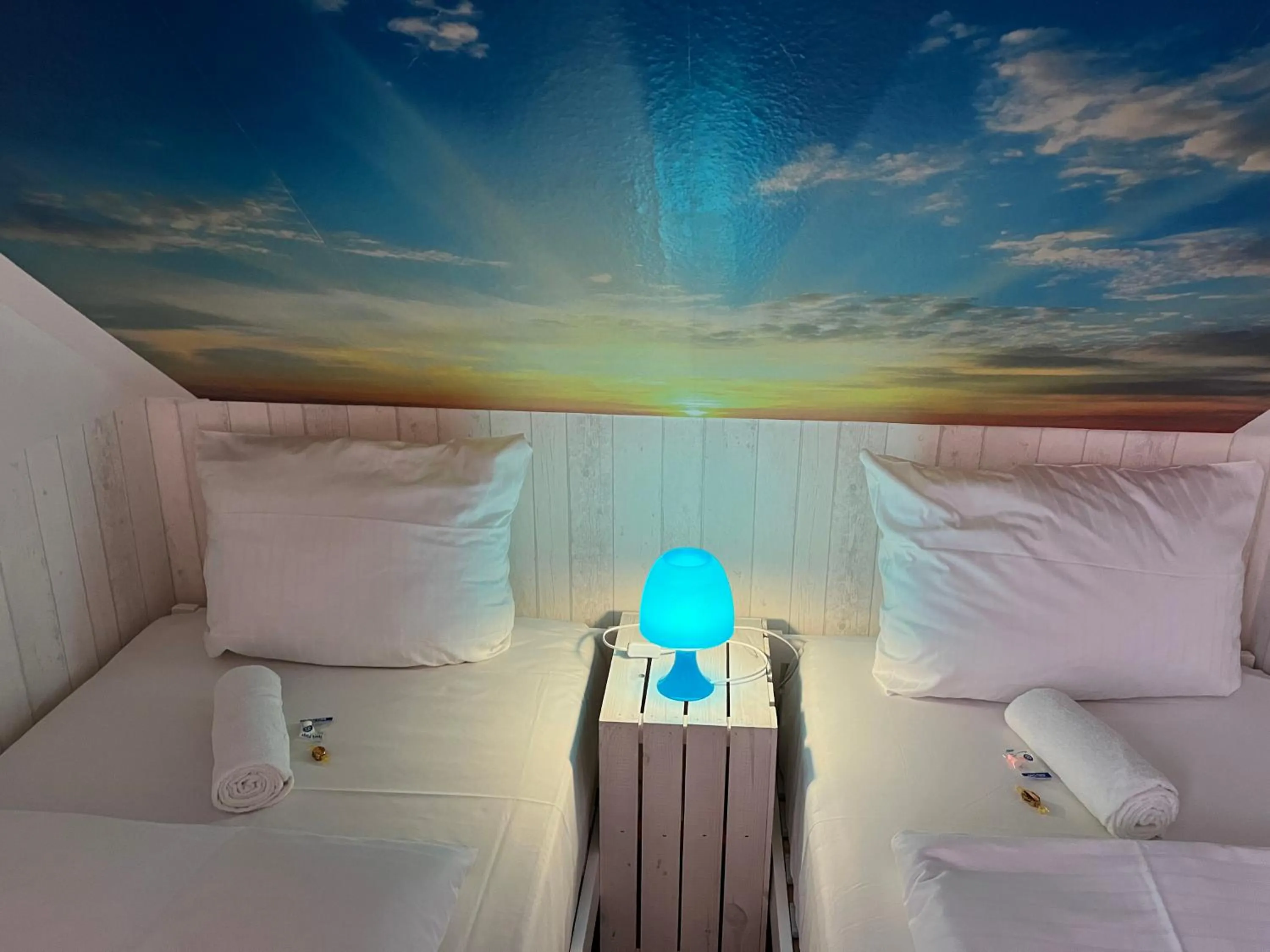 Bed in mybrand boardinghouse Volksdorf Self Check-in -free parking