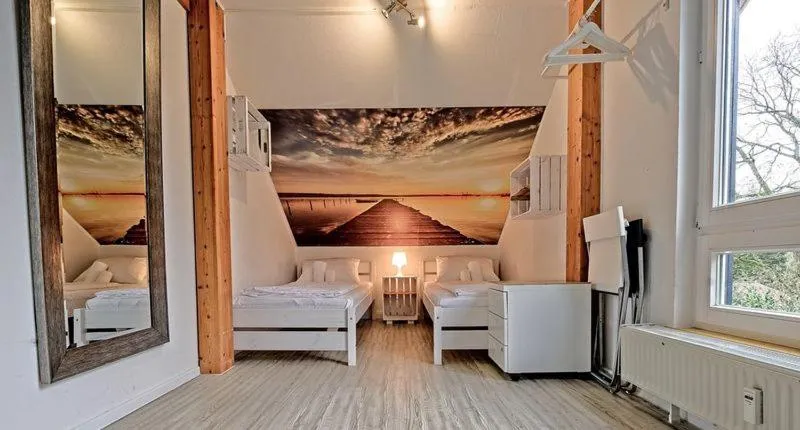 Property building in mybrand boardinghouse Volksdorf Self Check-in -free parking