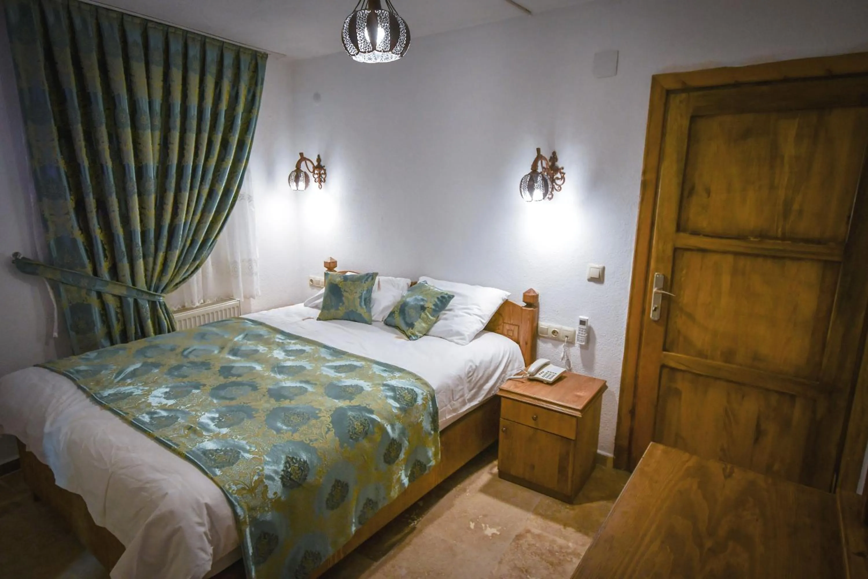 Photo of the whole room, Bed in Cappadocia sightseeing Hotel