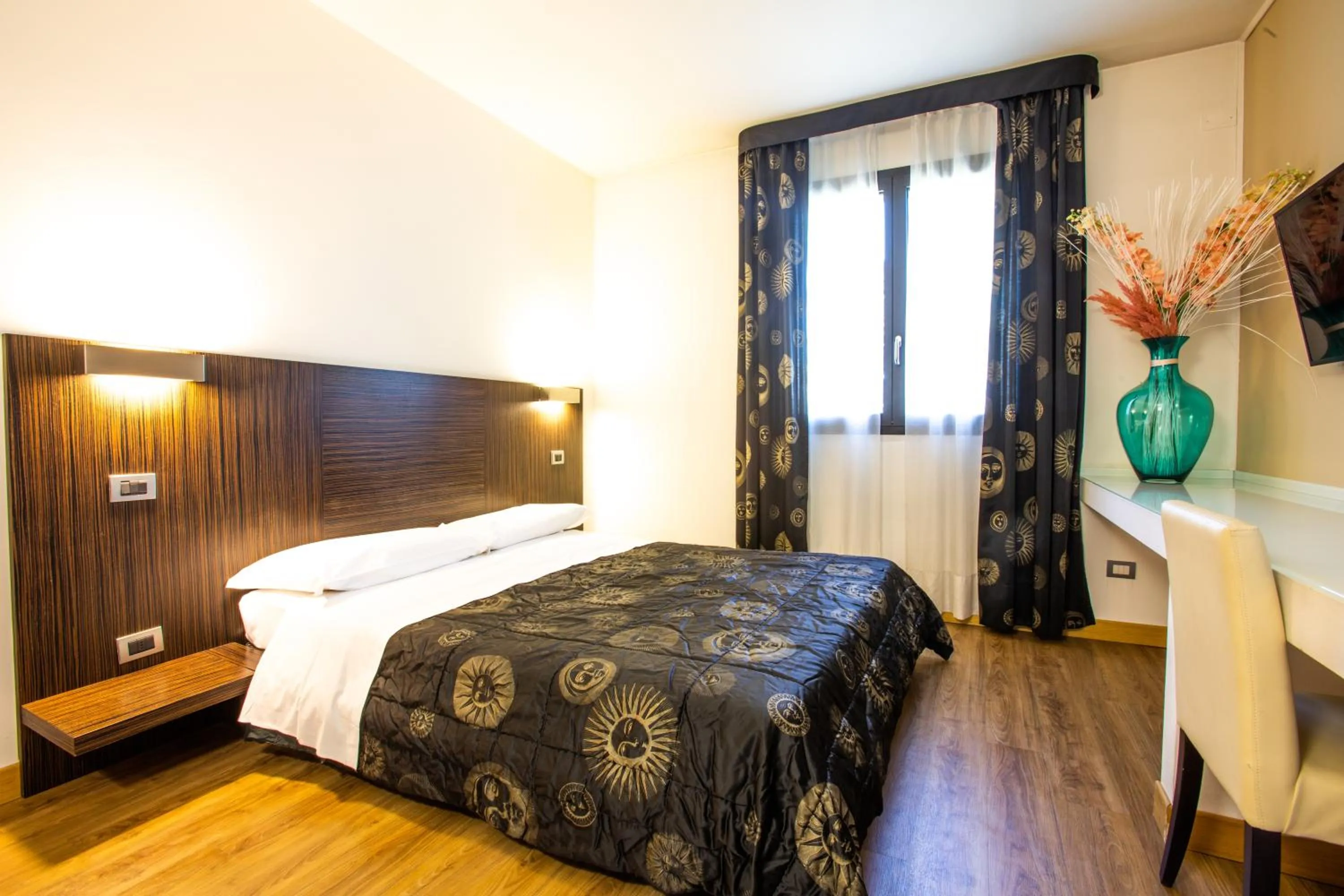 Bed in Matrix Hotel & Residence