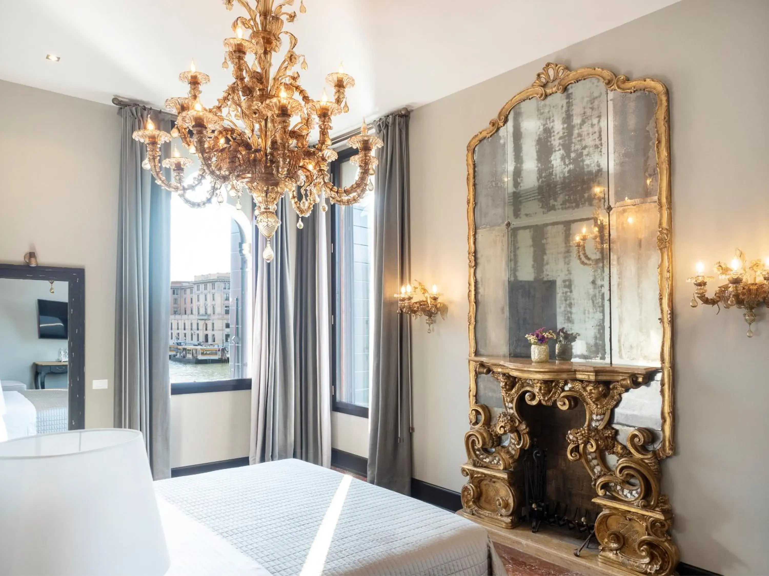 Deluxe Suite in Palazzetto Foscari Deluxe Suite in Palazzetto Foscari