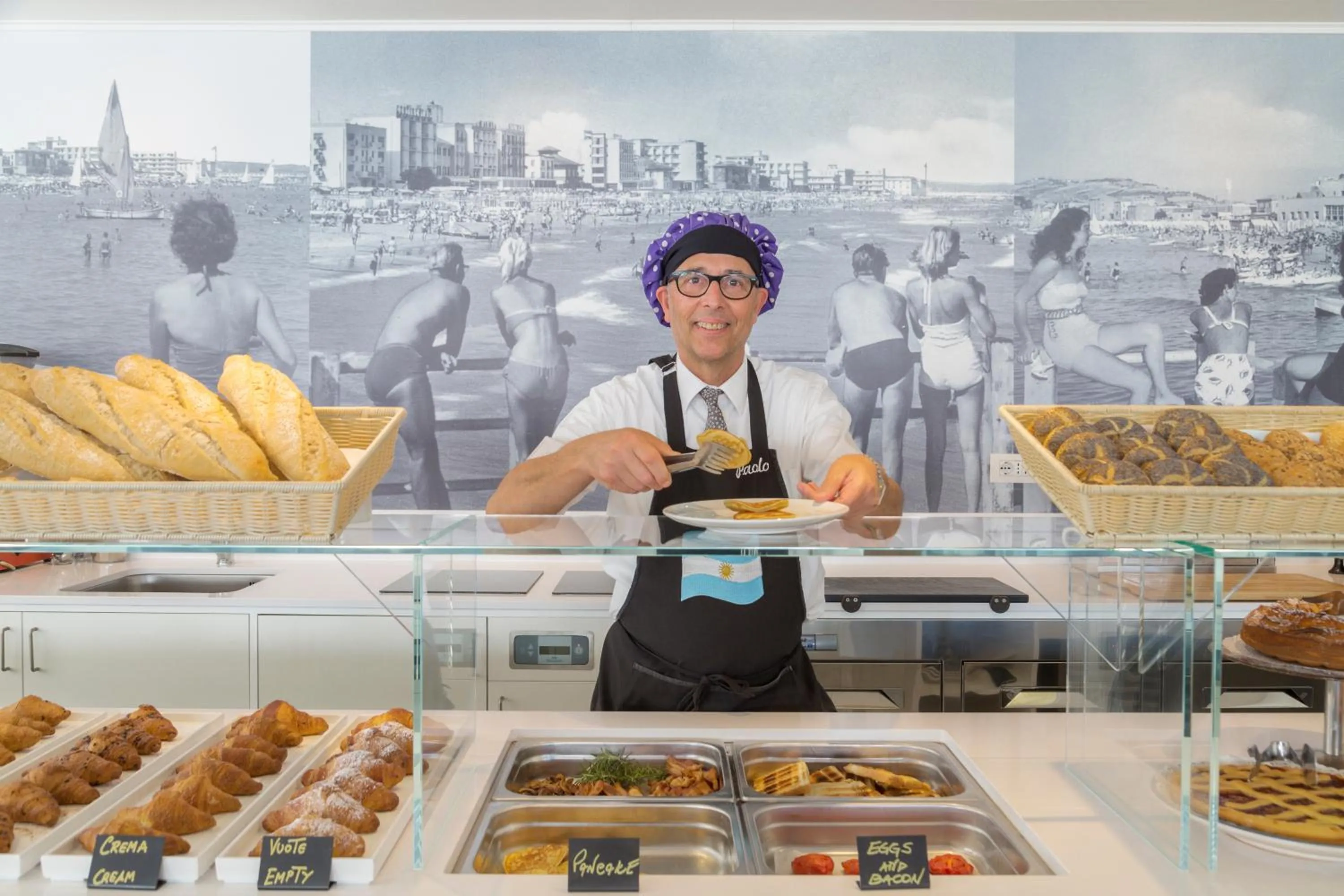 People in Hotel Imperiale