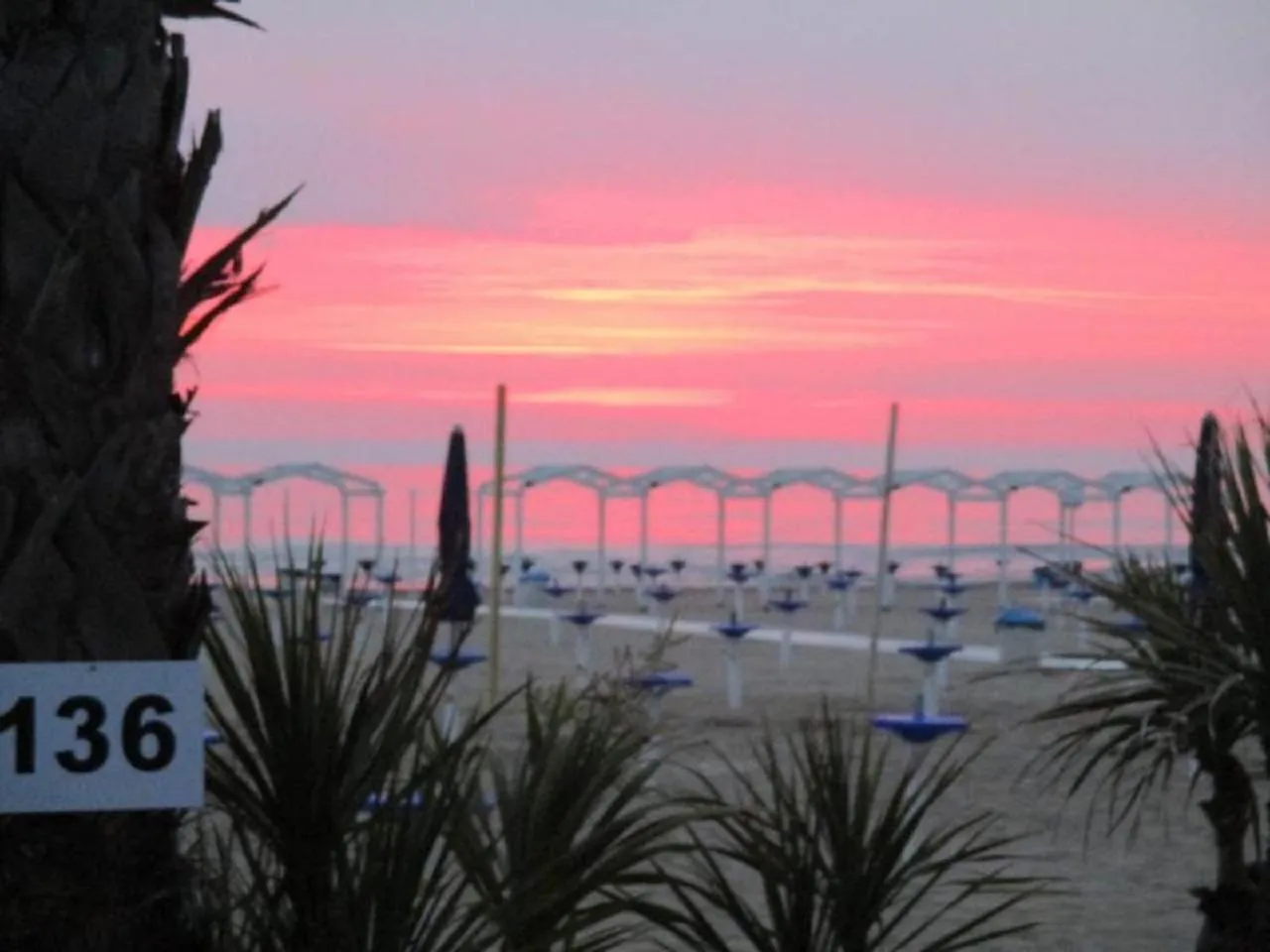 Beach in Riccione Beach Hotel - Enjoy your Summer -Beach Village incluso