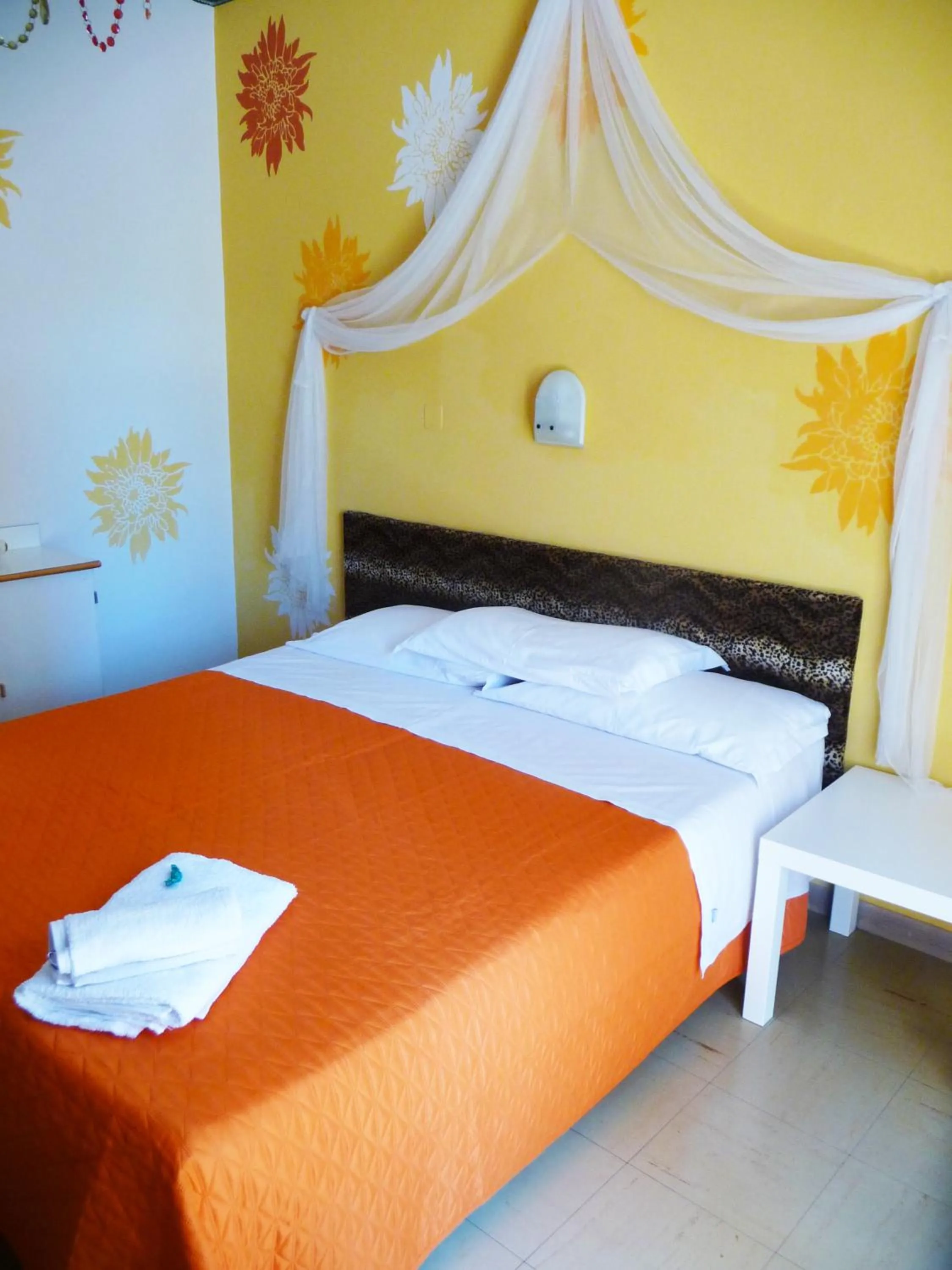 Bedroom in Riccione Beach Hotel - Enjoy your Summer -Beach Village incluso