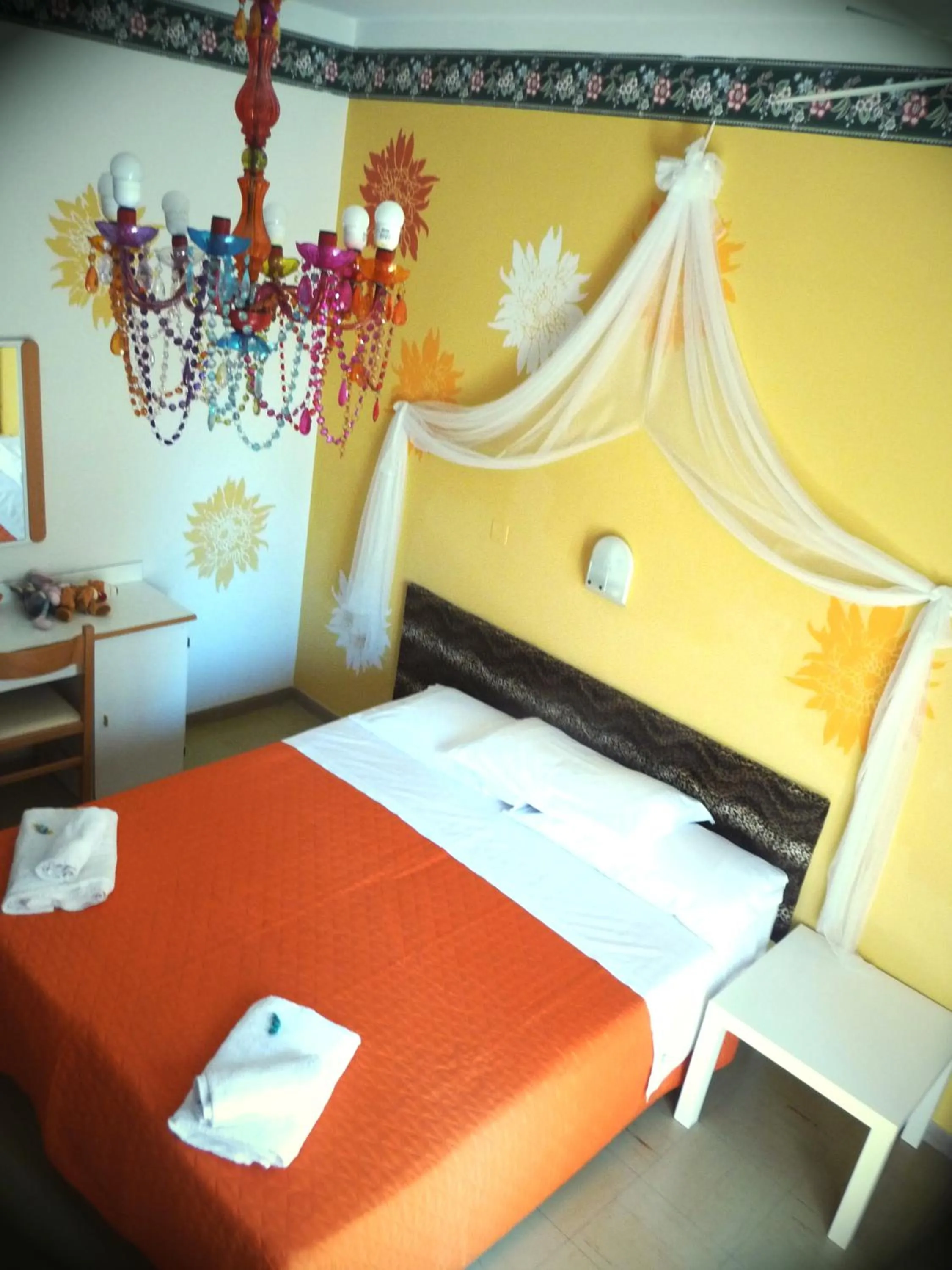 Bedroom in Riccione Beach Hotel - Enjoy your Summer -Beach Village incluso
