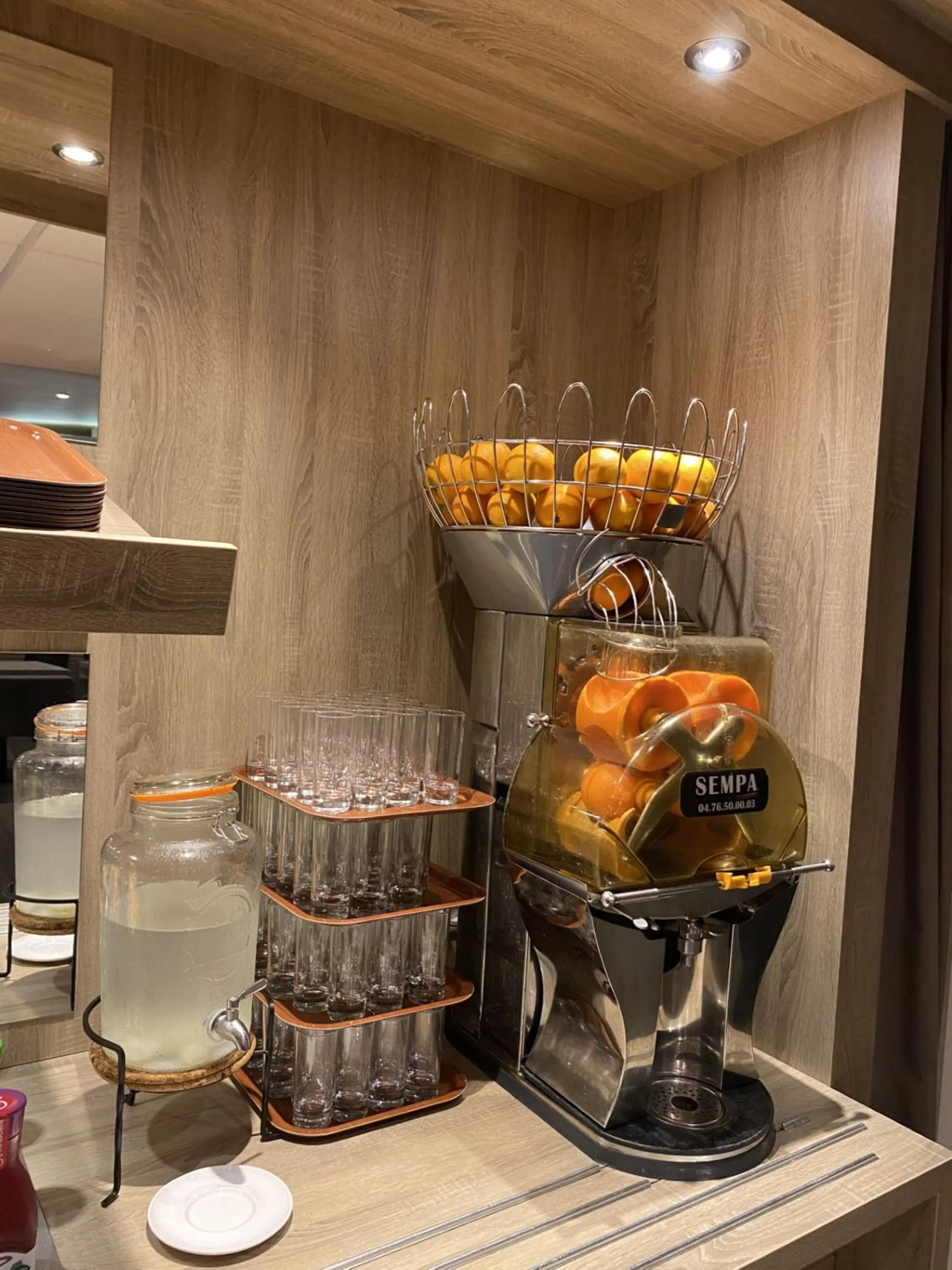 Breakfast in Kyriad Prestige Vannes Centre-Palais des Arts