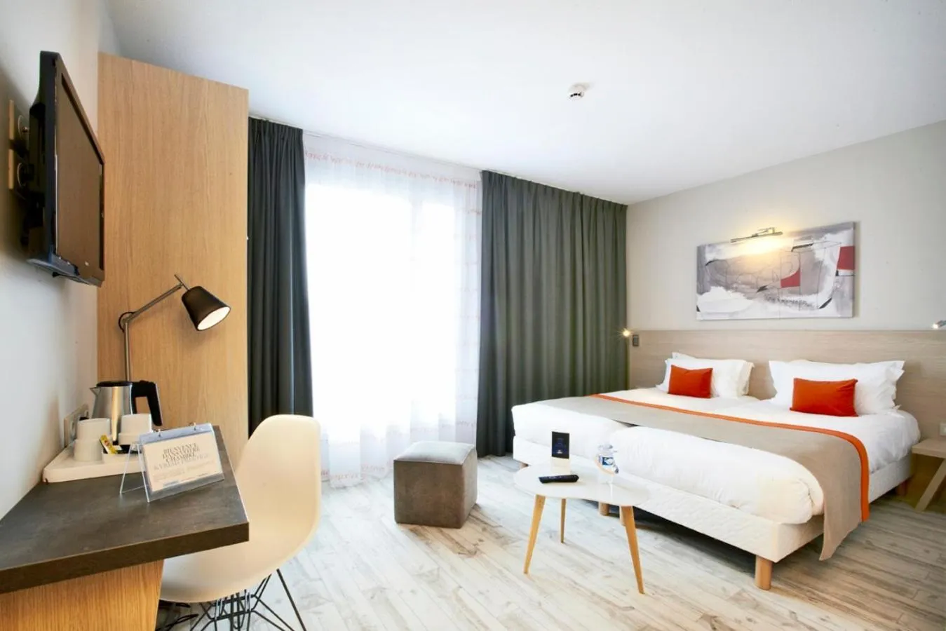 Photo of the whole room, Bed in Kyriad Prestige Vannes Centre-Palais des Arts