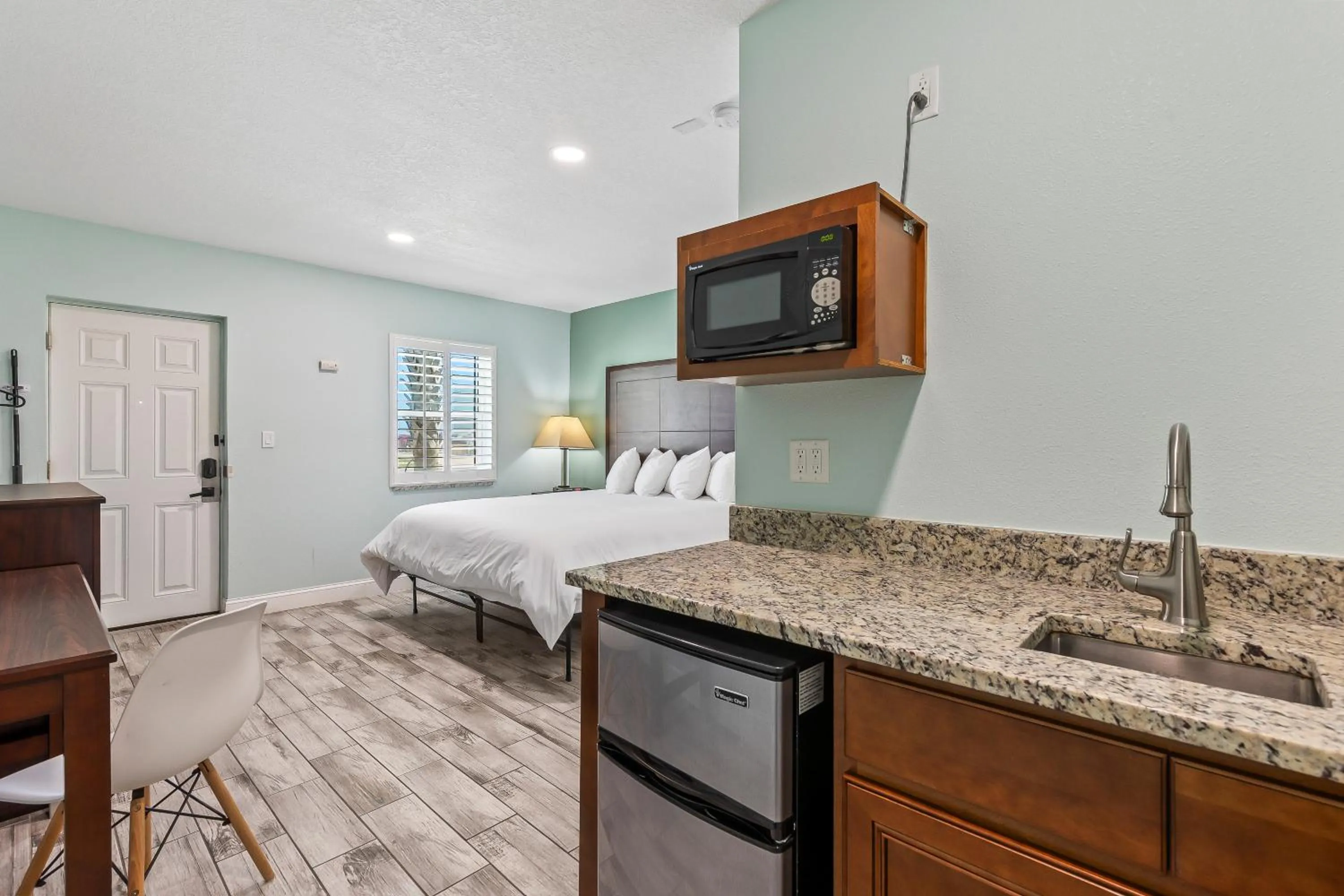 Bed in Atlantic Shores Motel