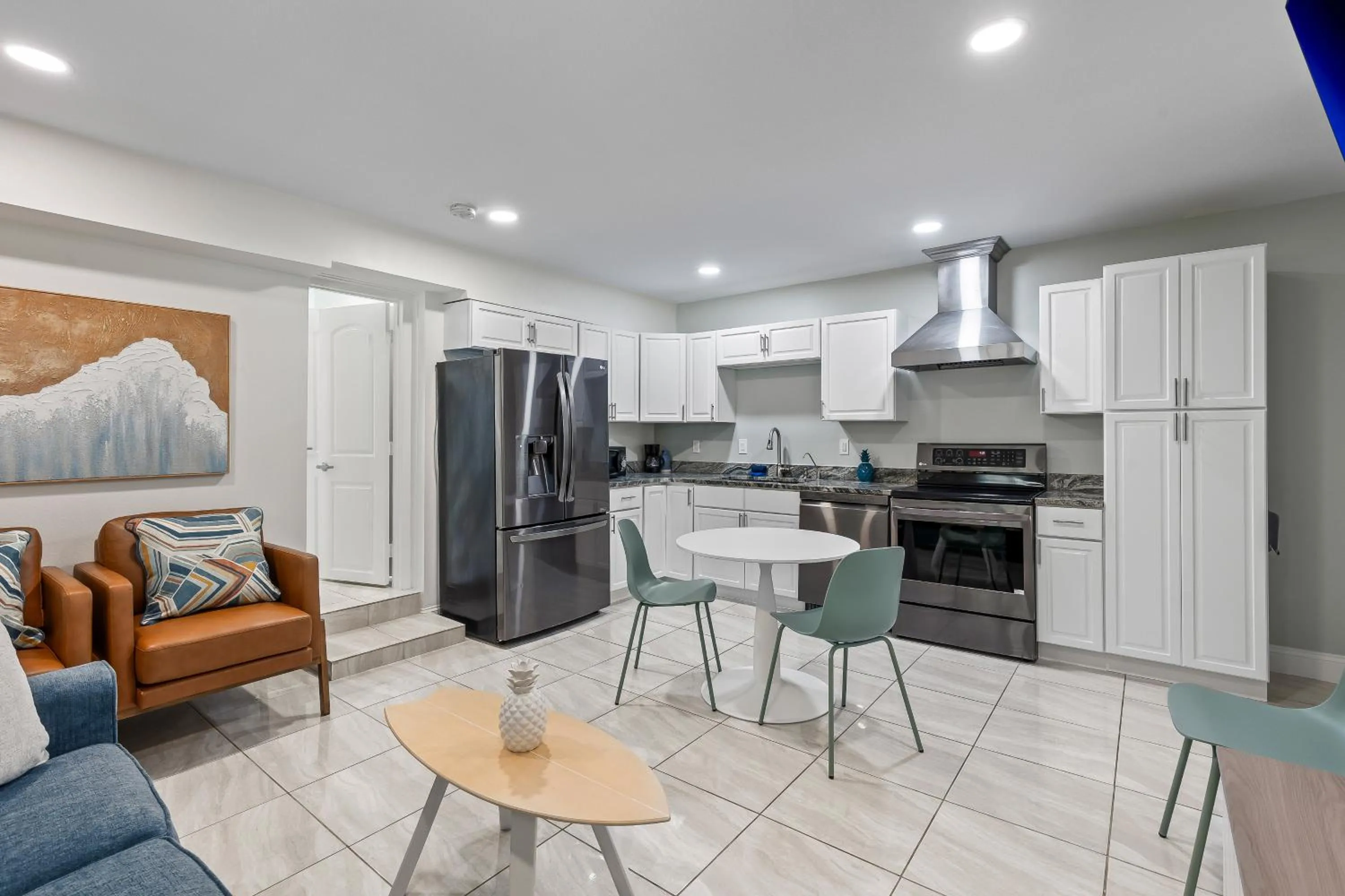 Kitchen or kitchenette in Atlantic Shores Motel