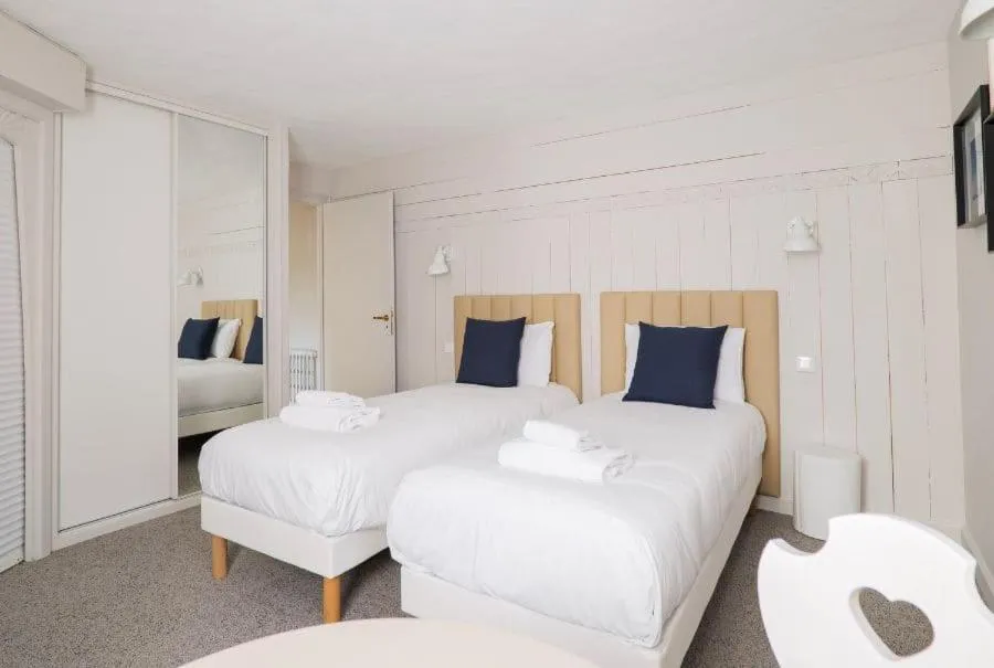 Bed in Hôtel des 2 Gares