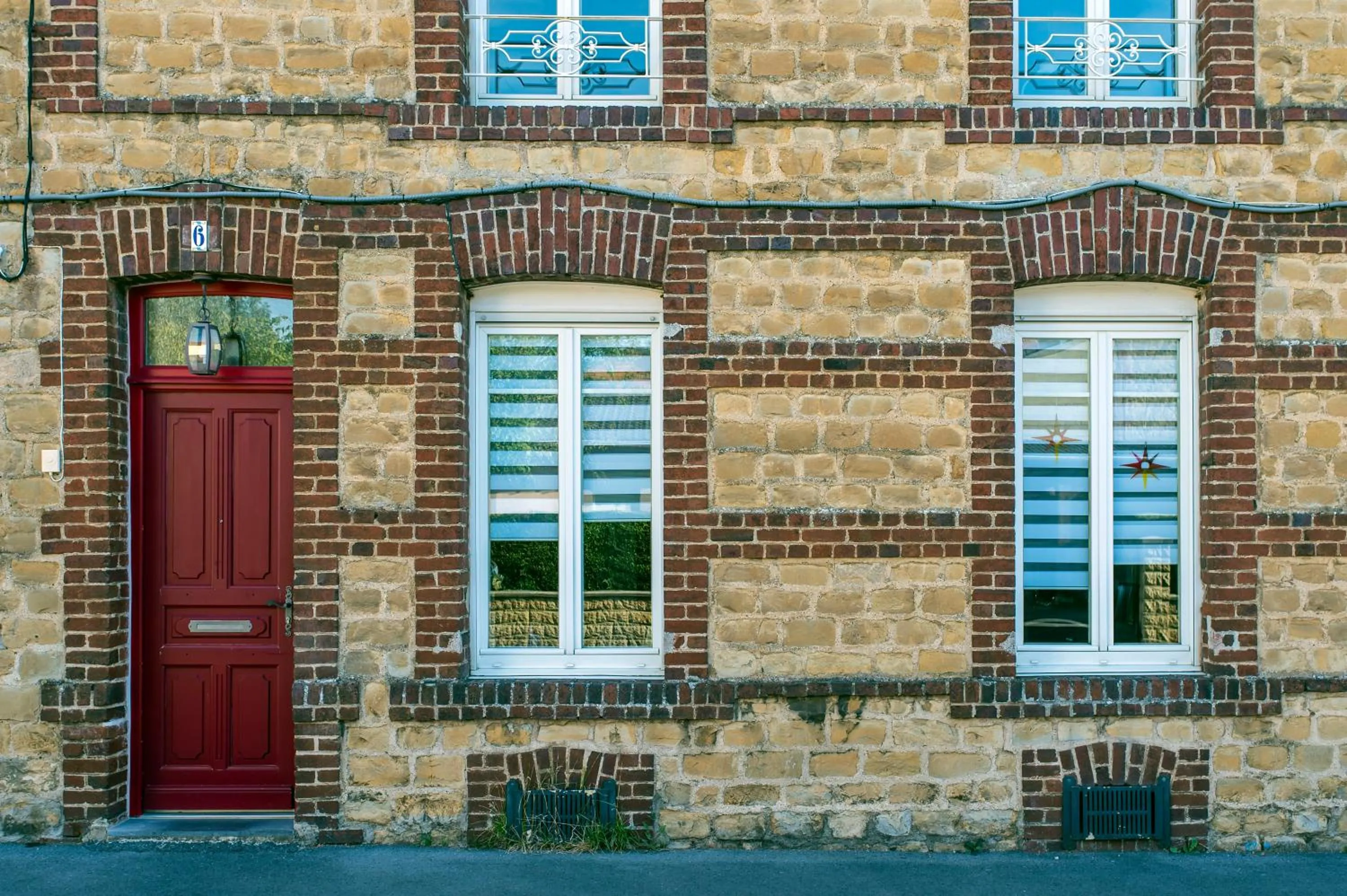 Property building in B&B Charlestown