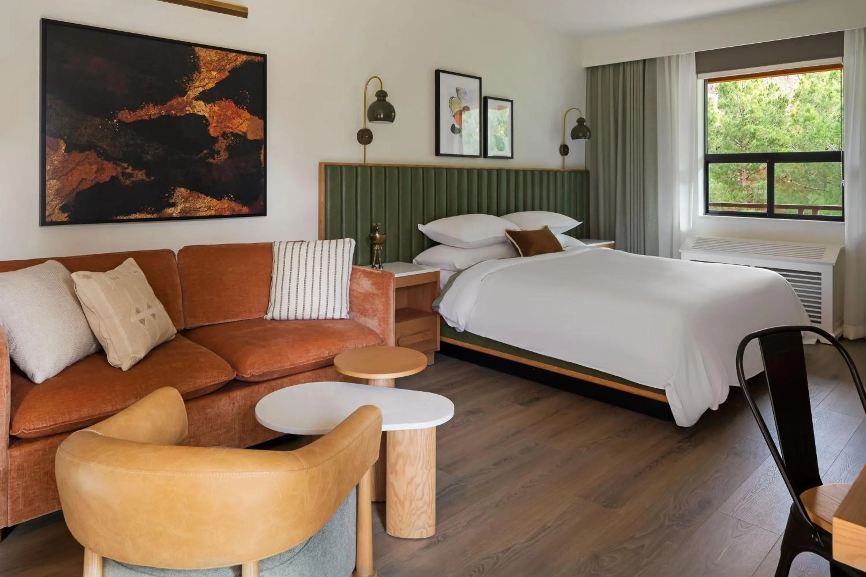 Bedroom, Bed in Red Cliffs Lodge Zion, A Tribute Portfolio Hotel - Marriott Bonvoy