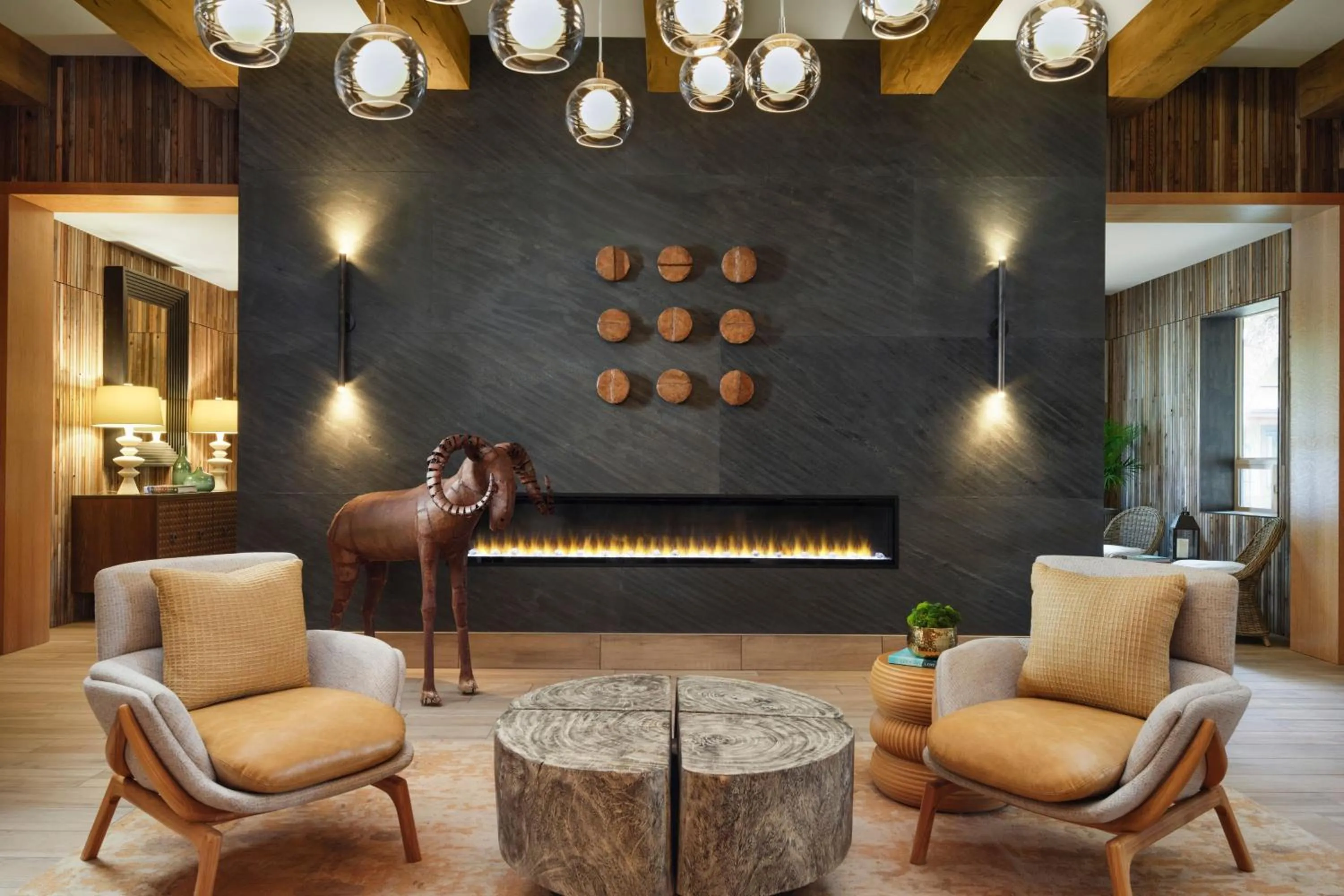 Lobby or reception in Red Cliffs Lodge Zion, A Tribute Portfolio Hotel - Marriott Bonvoy