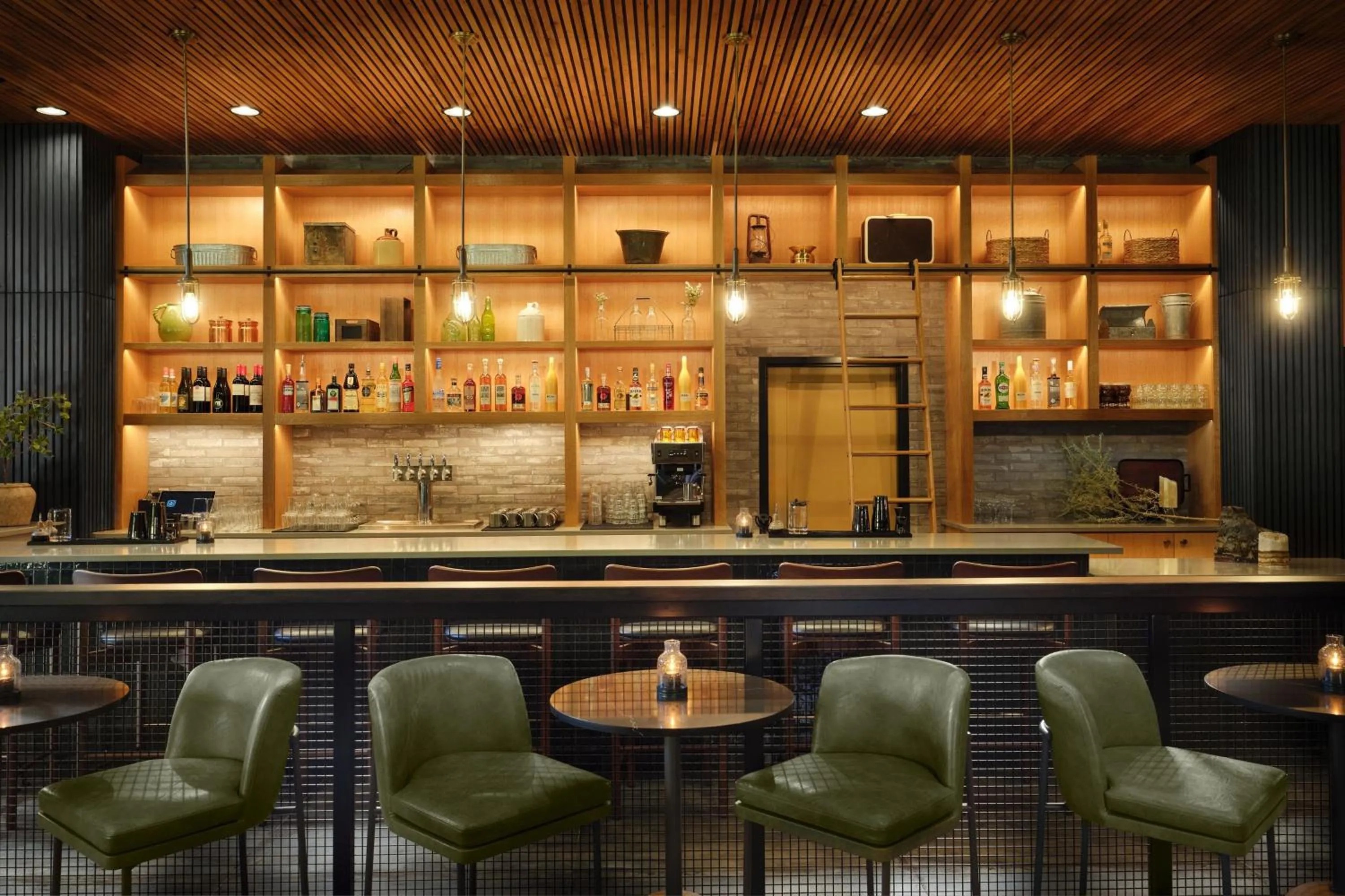 Lounge or bar in Red Cliffs Lodge Zion, A Tribute Portfolio Hotel - Marriott Bonvoy