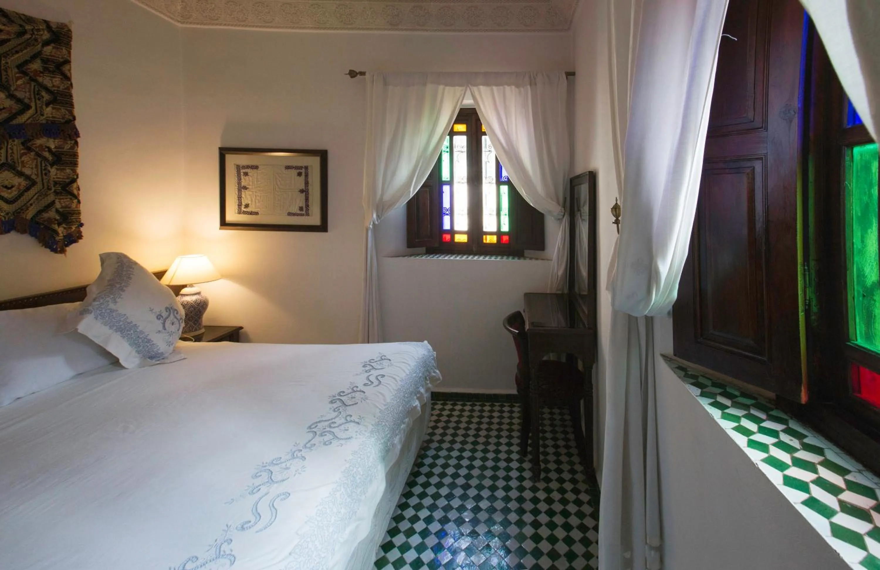 Bed in Dar Fes Medina Ziat