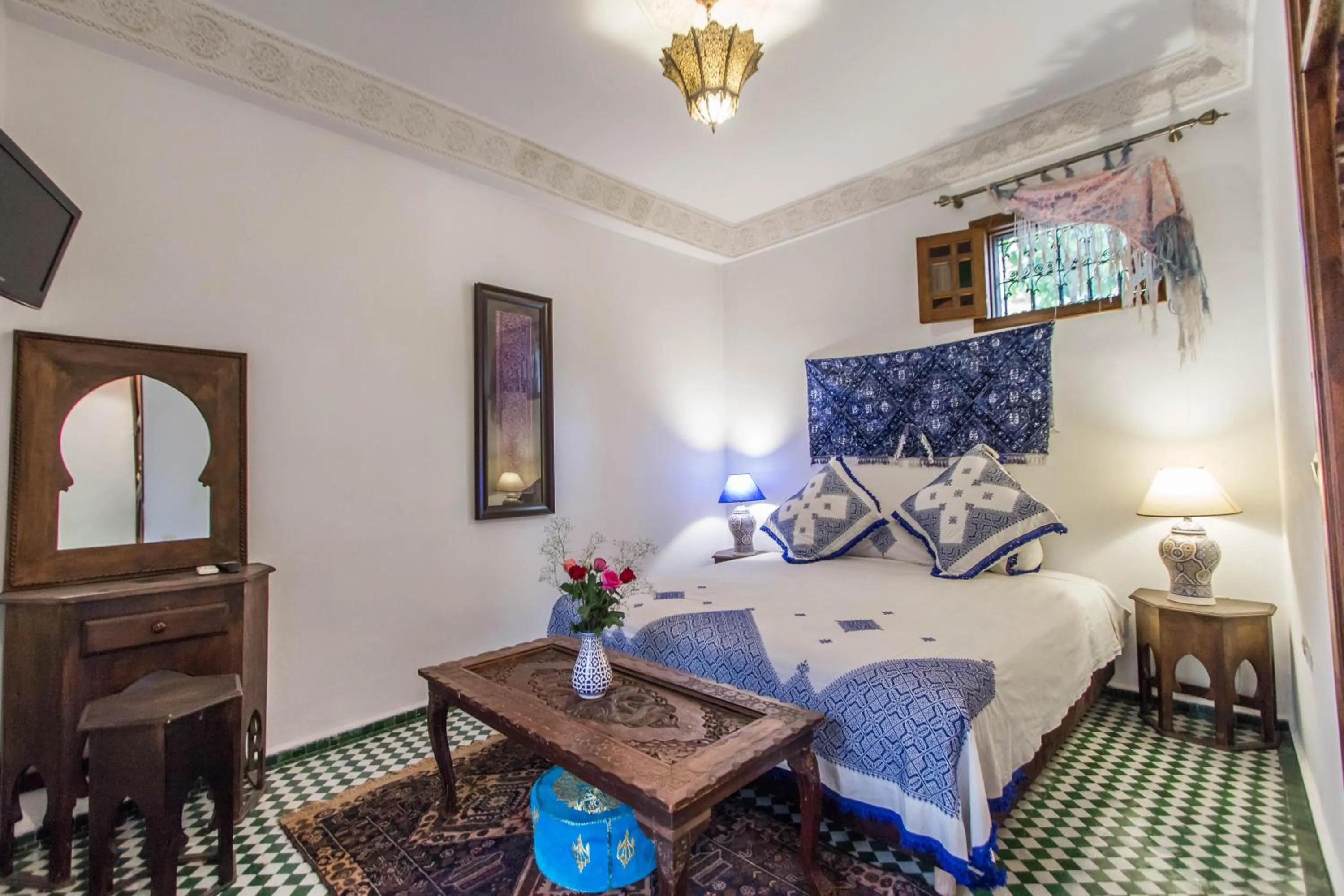 Bed in Dar Fes Medina Ziat