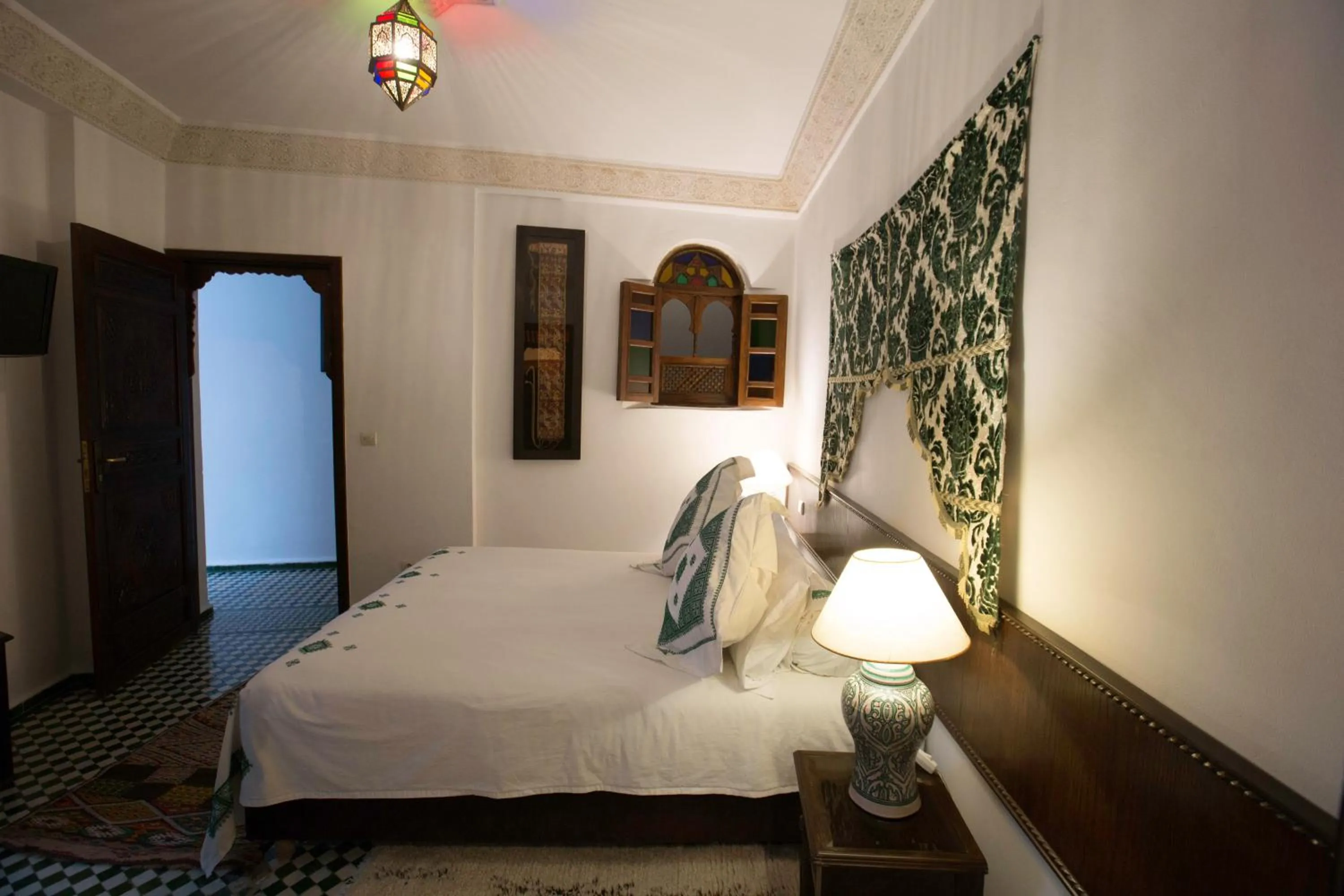 Photo of the whole room, Bed in Dar Fes Medina Ziat