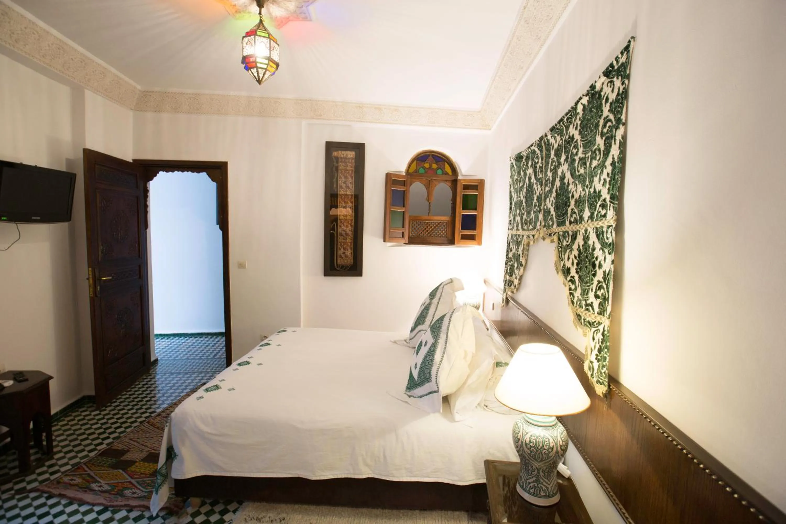 Photo of the whole room, Bed in Dar Fes Medina Ziat