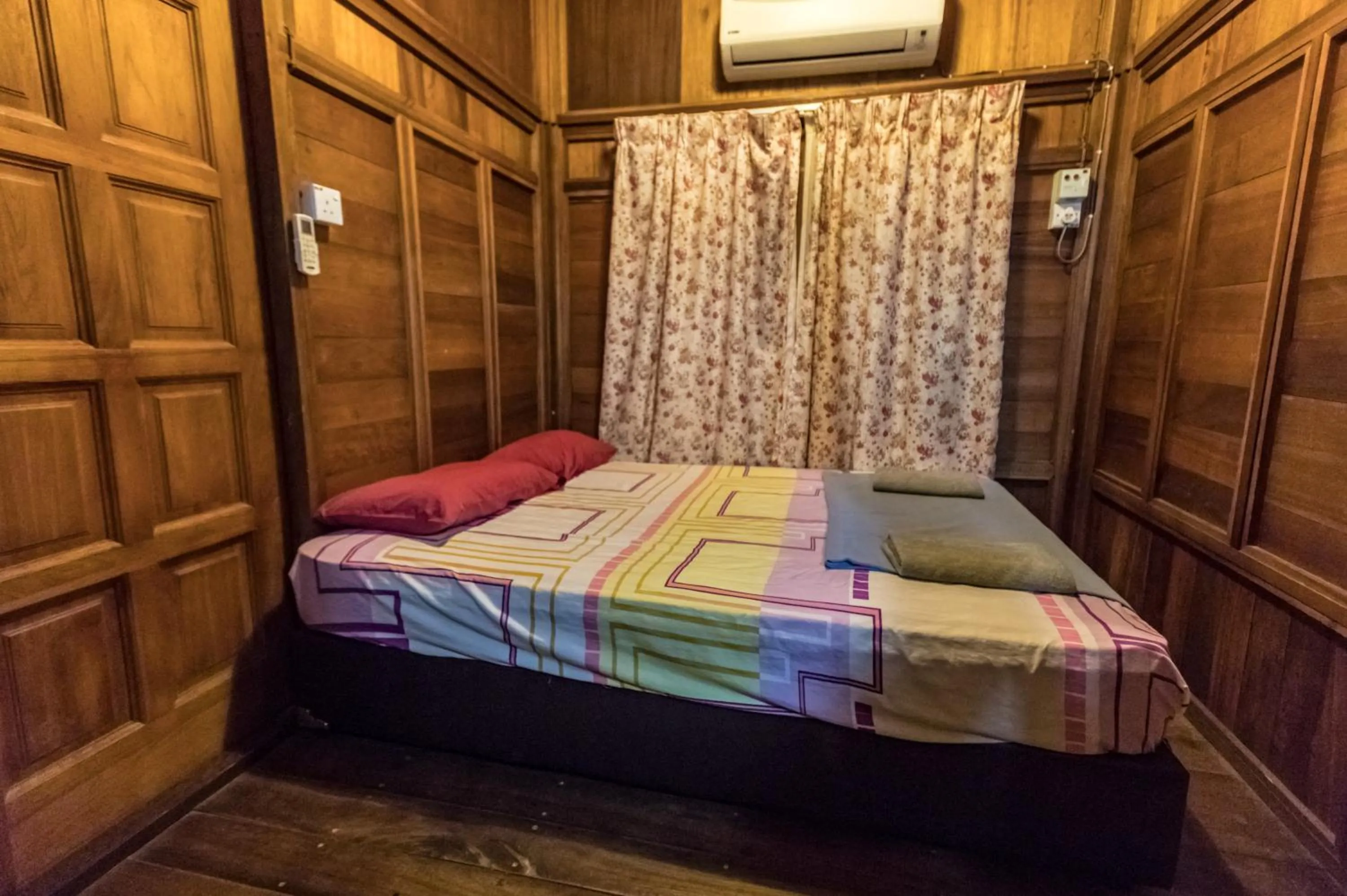 Bed in D Rock Garden Resort