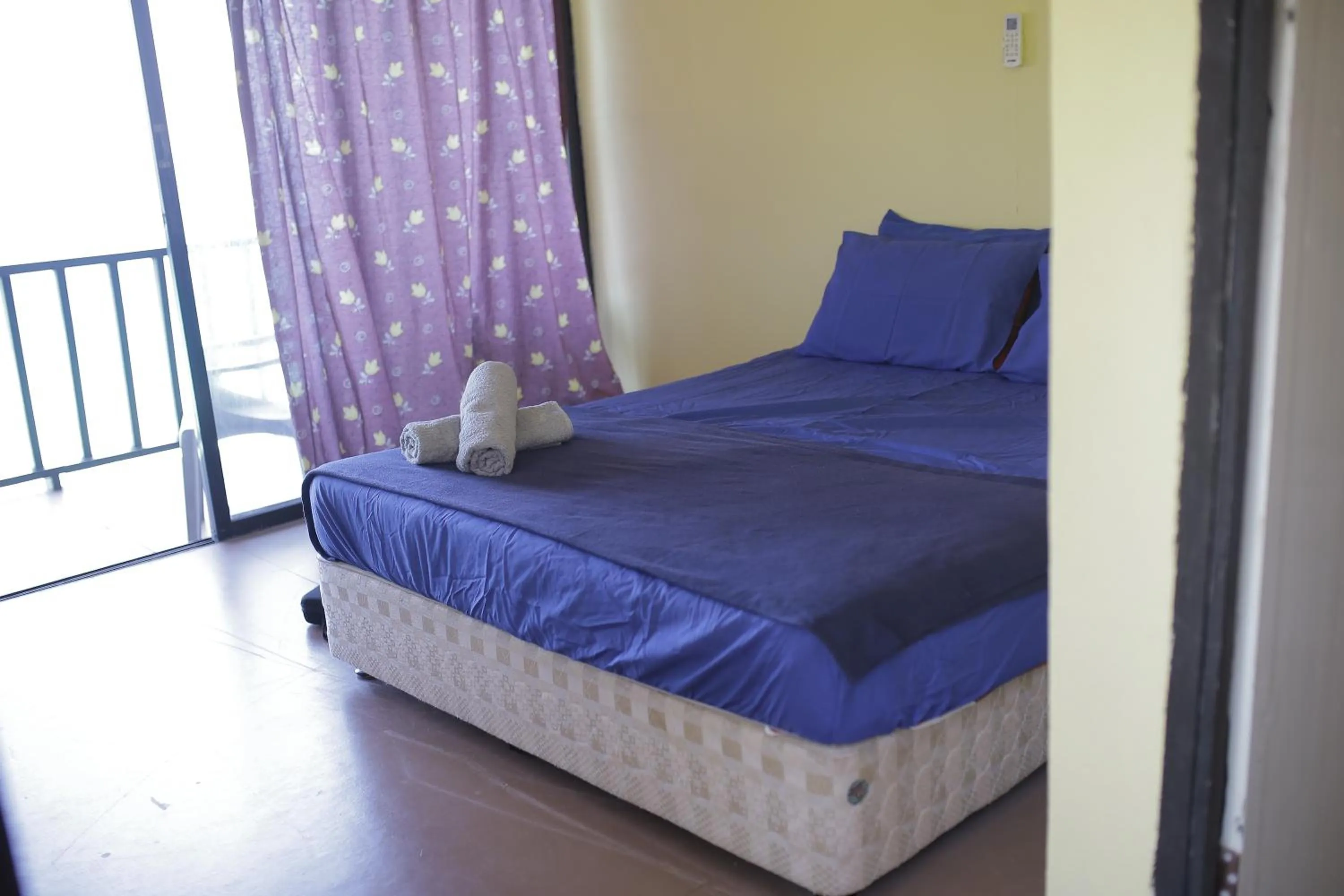 Bed in D Rock Garden Resort