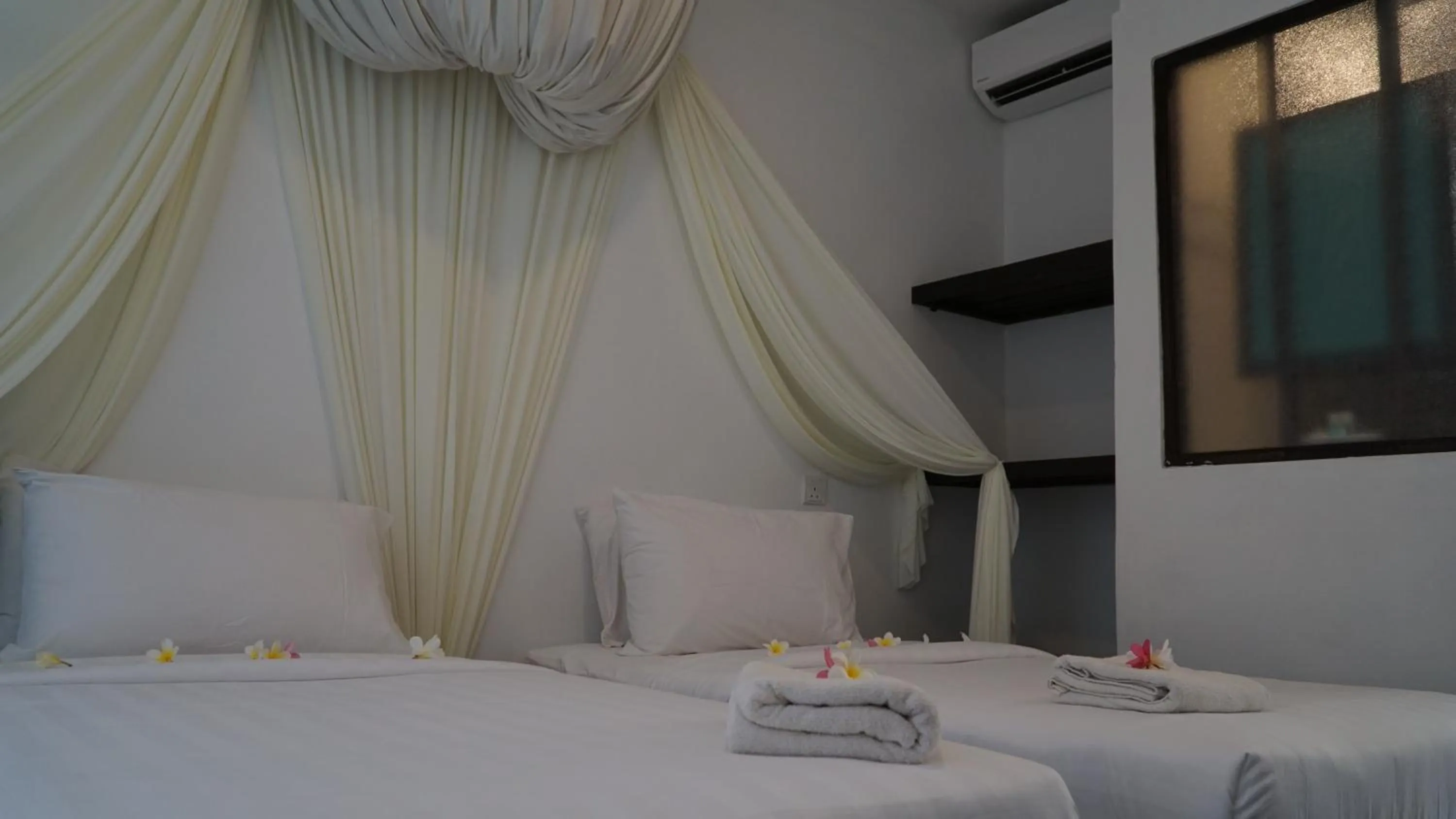 Bed in Aman Dan Laut