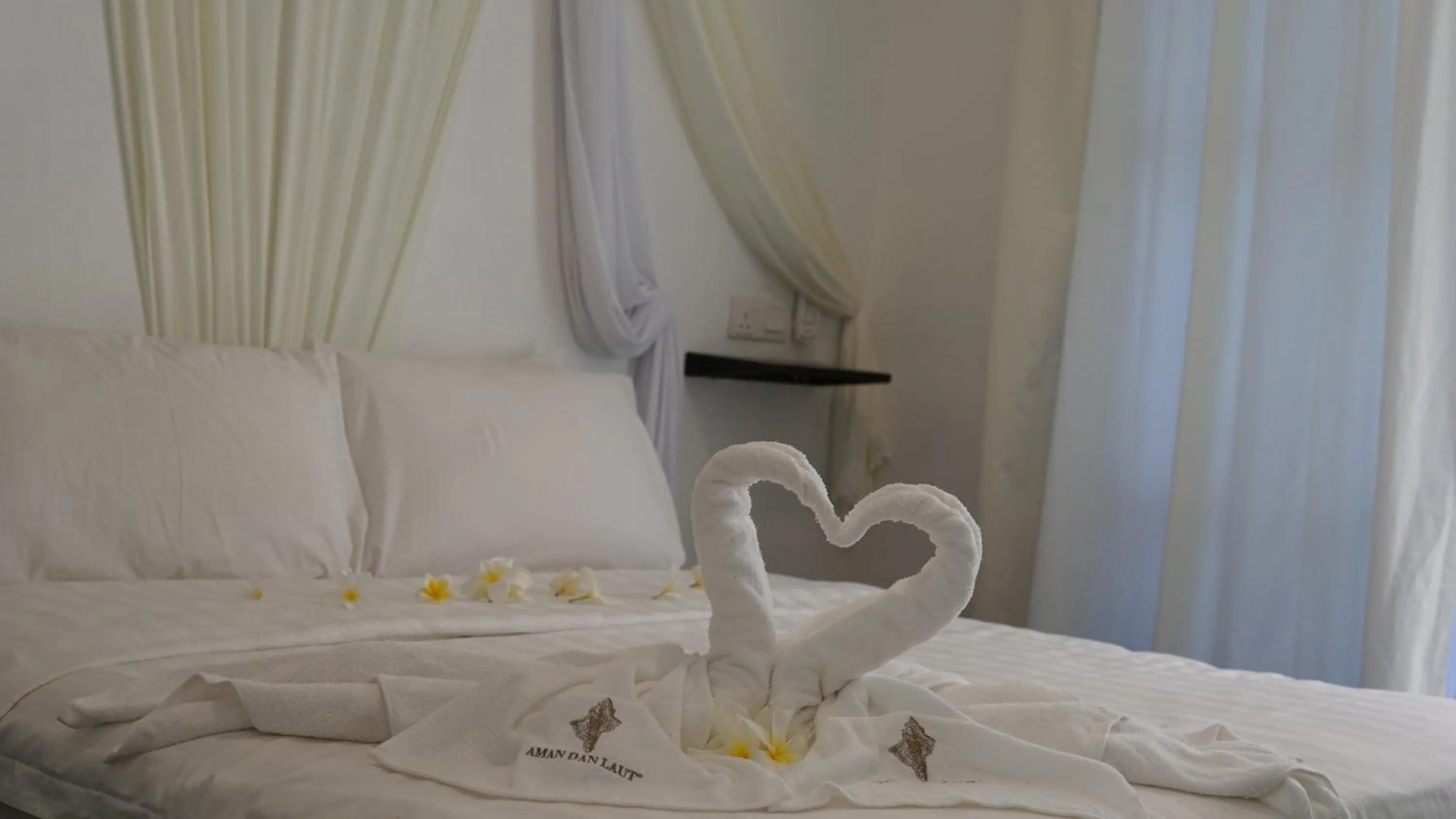 Bed in Aman Dan Laut