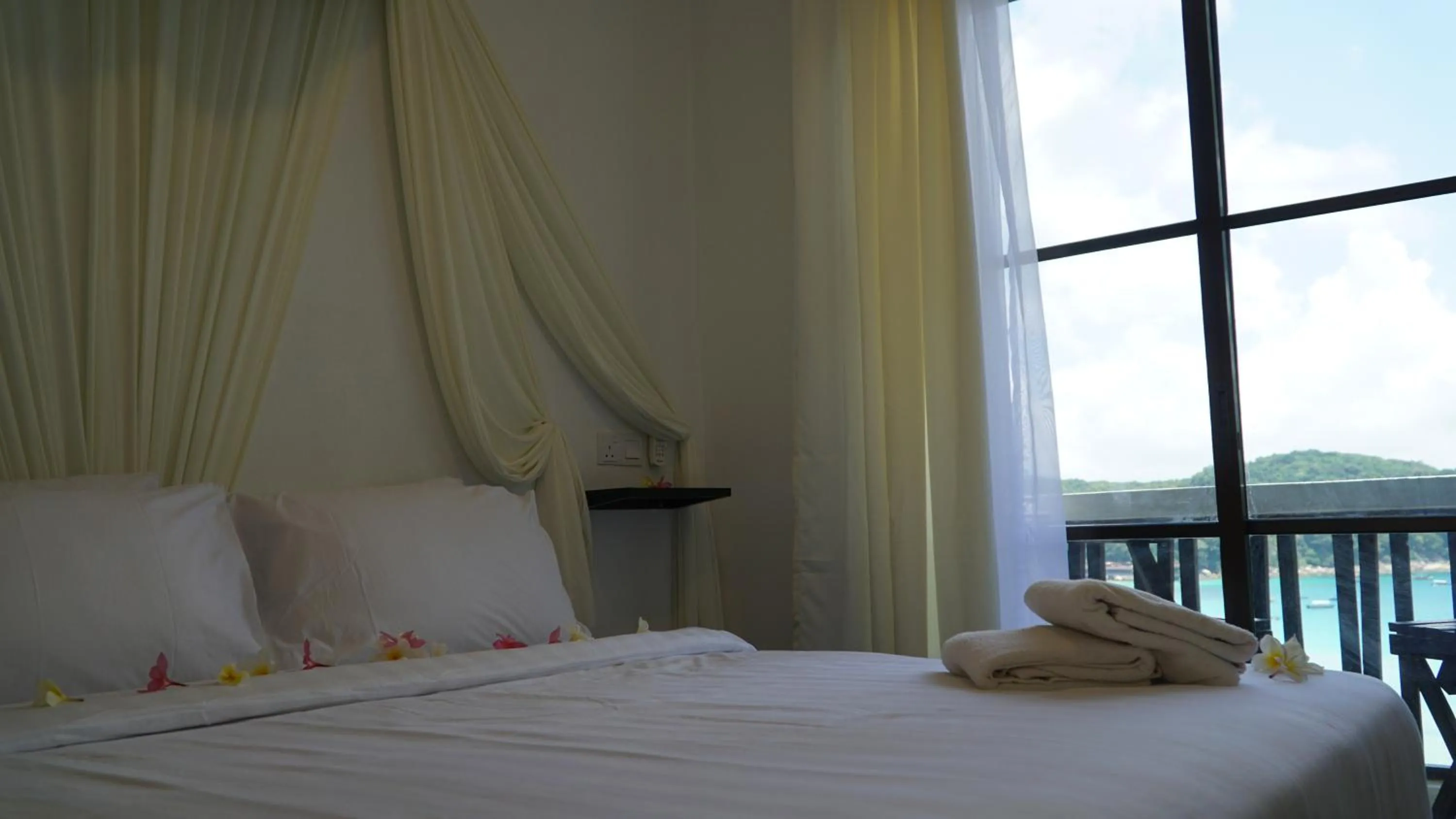 Bed in Aman Dan Laut