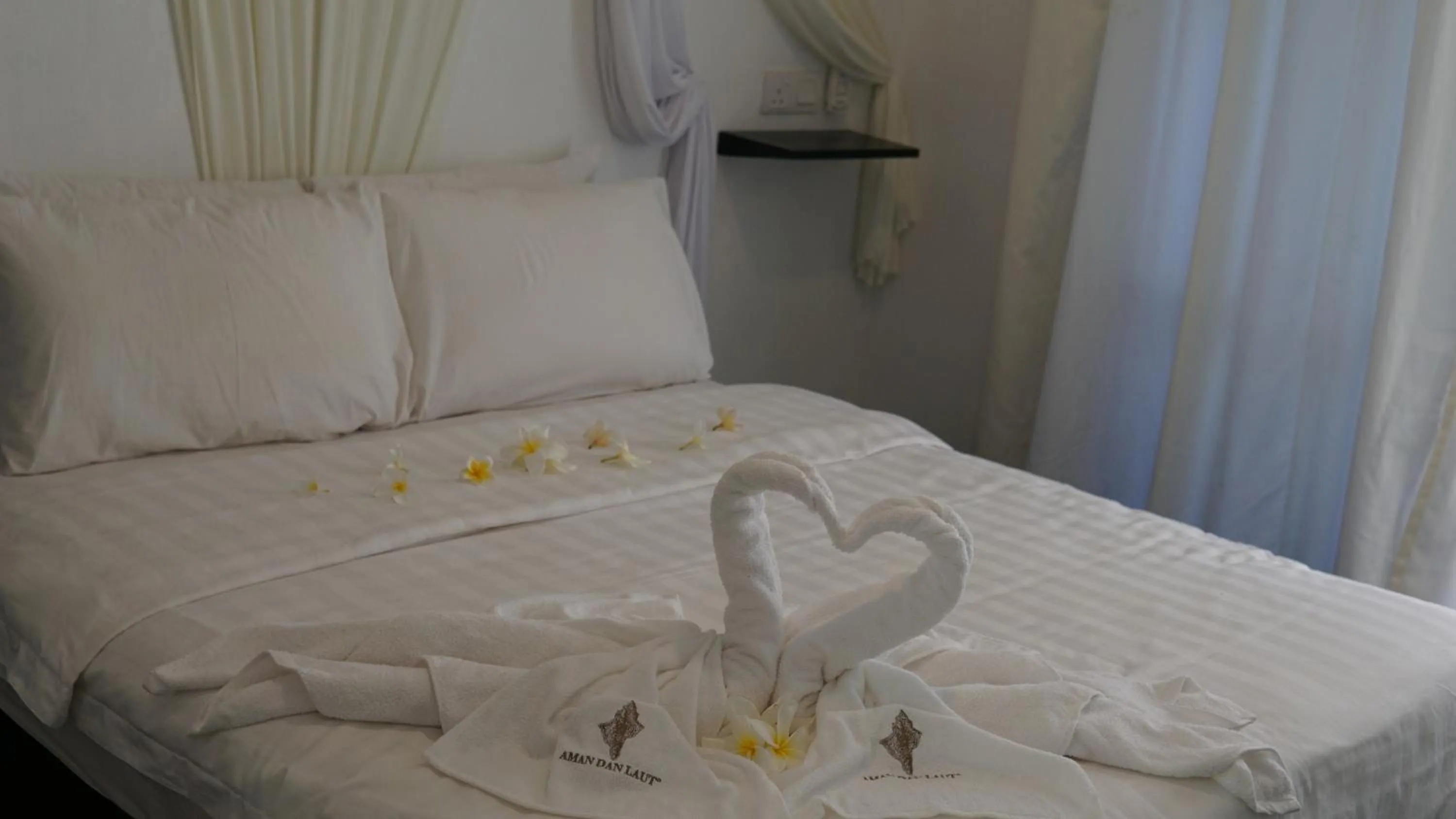 Bed in Aman Dan Laut