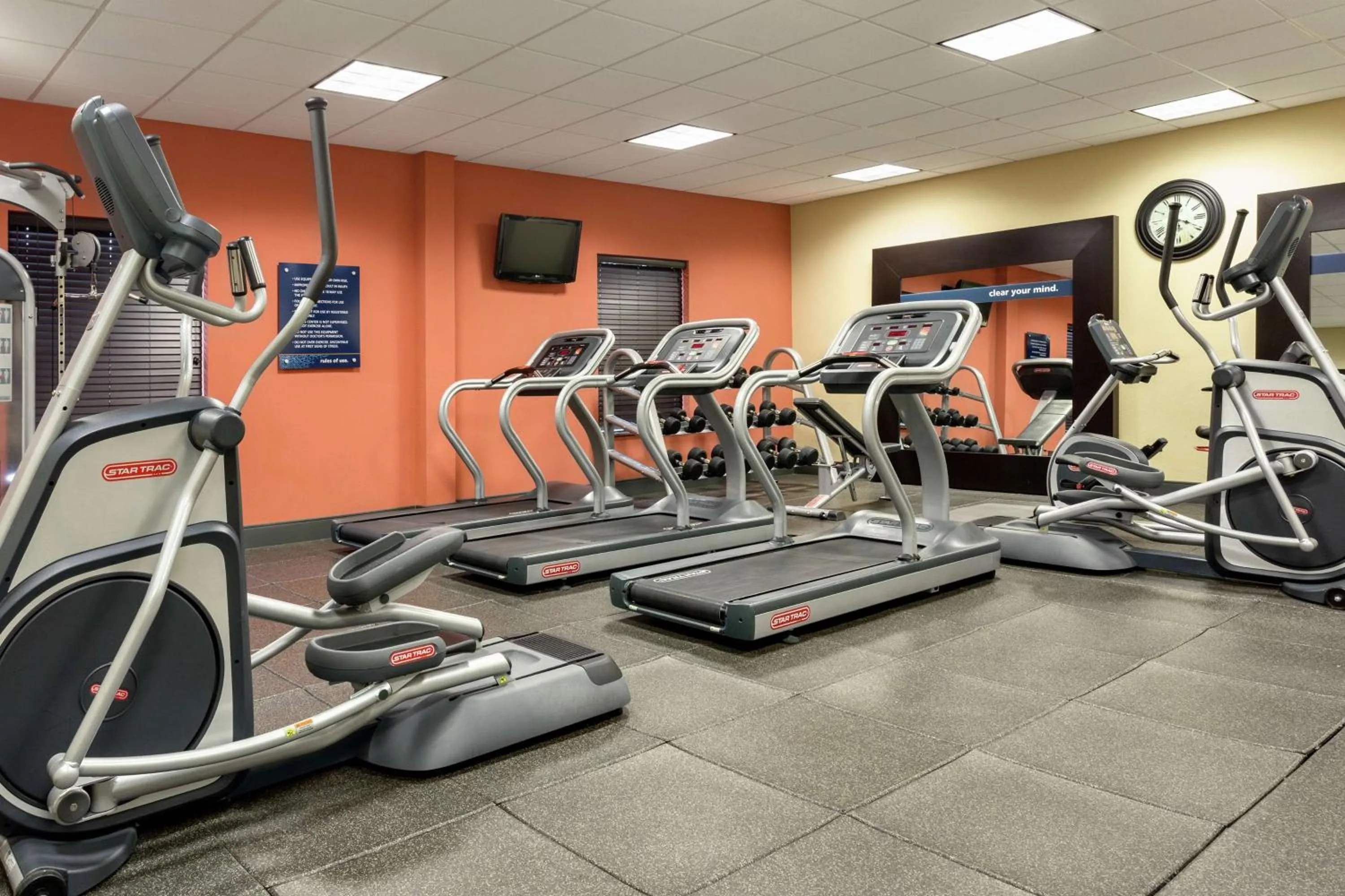 Fitness centre/facilities in Hampton Inn & Suites Prattville