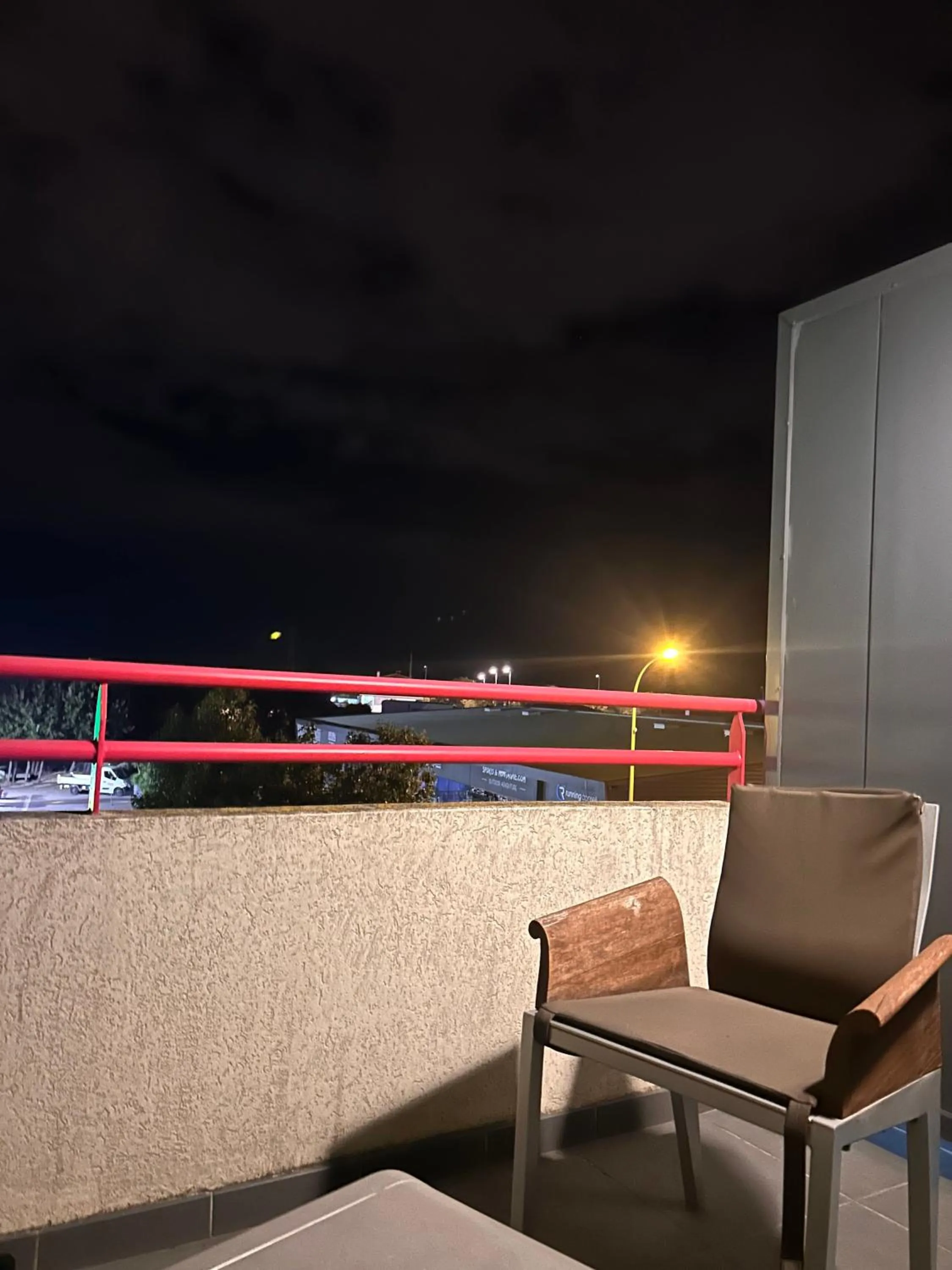 Patio in Logis Hôtel La Fauceille