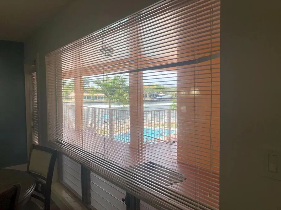 Aloha Apartments On the Intracoastal-Walk to the Beach