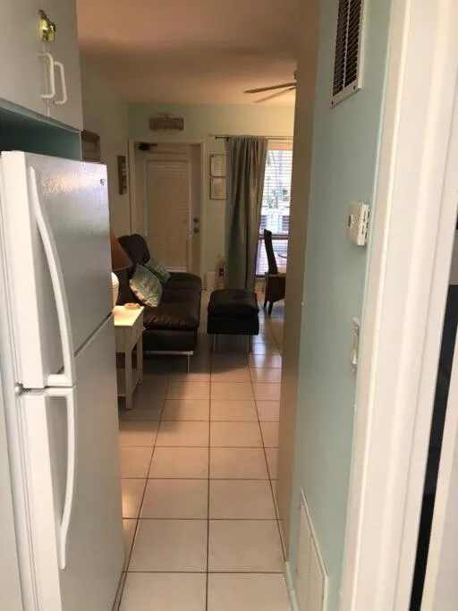 Aloha Apartments On the Intracoastal-Walk to the Beach